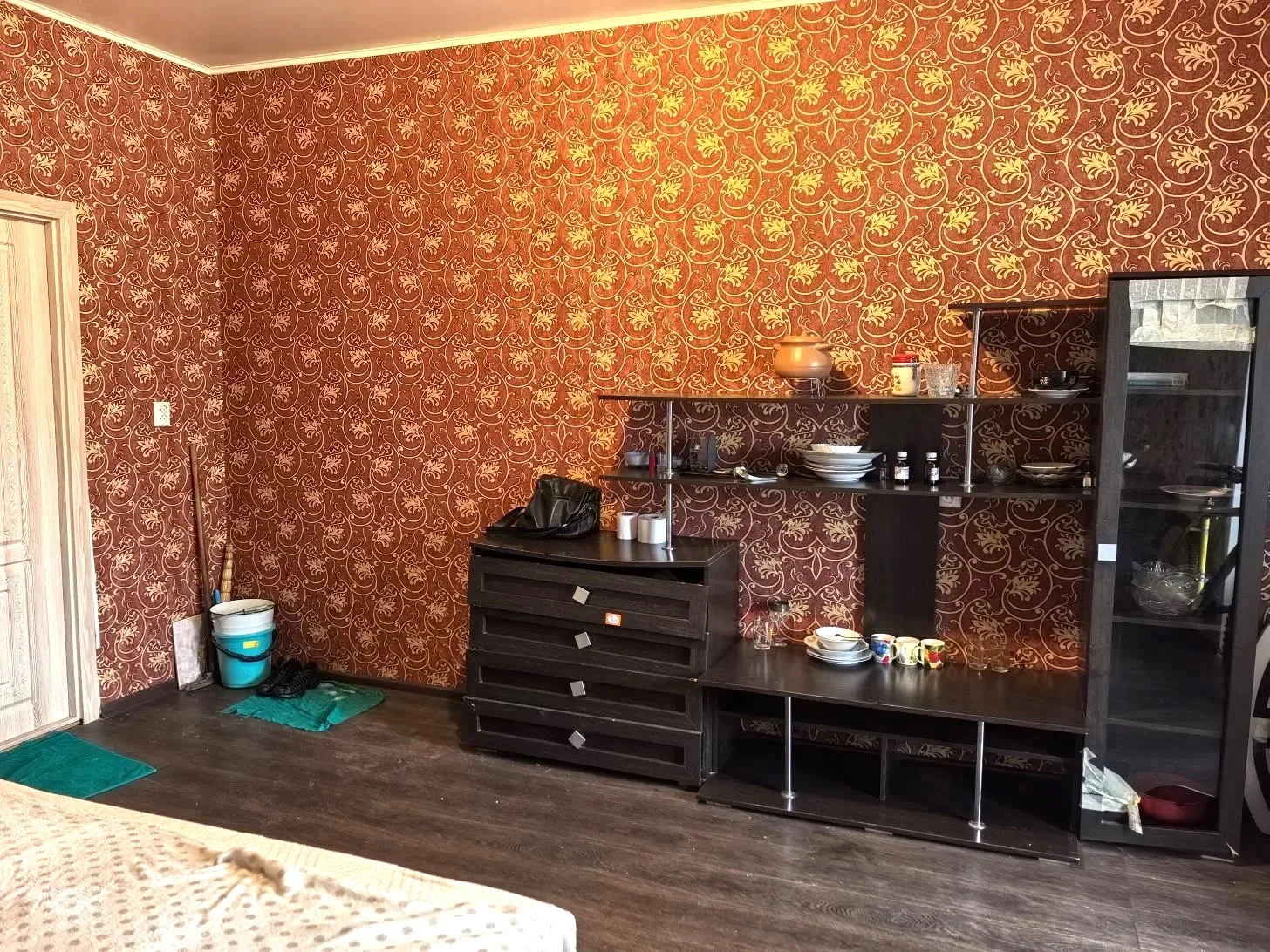 Продаю 3 комнаты - изображение 1