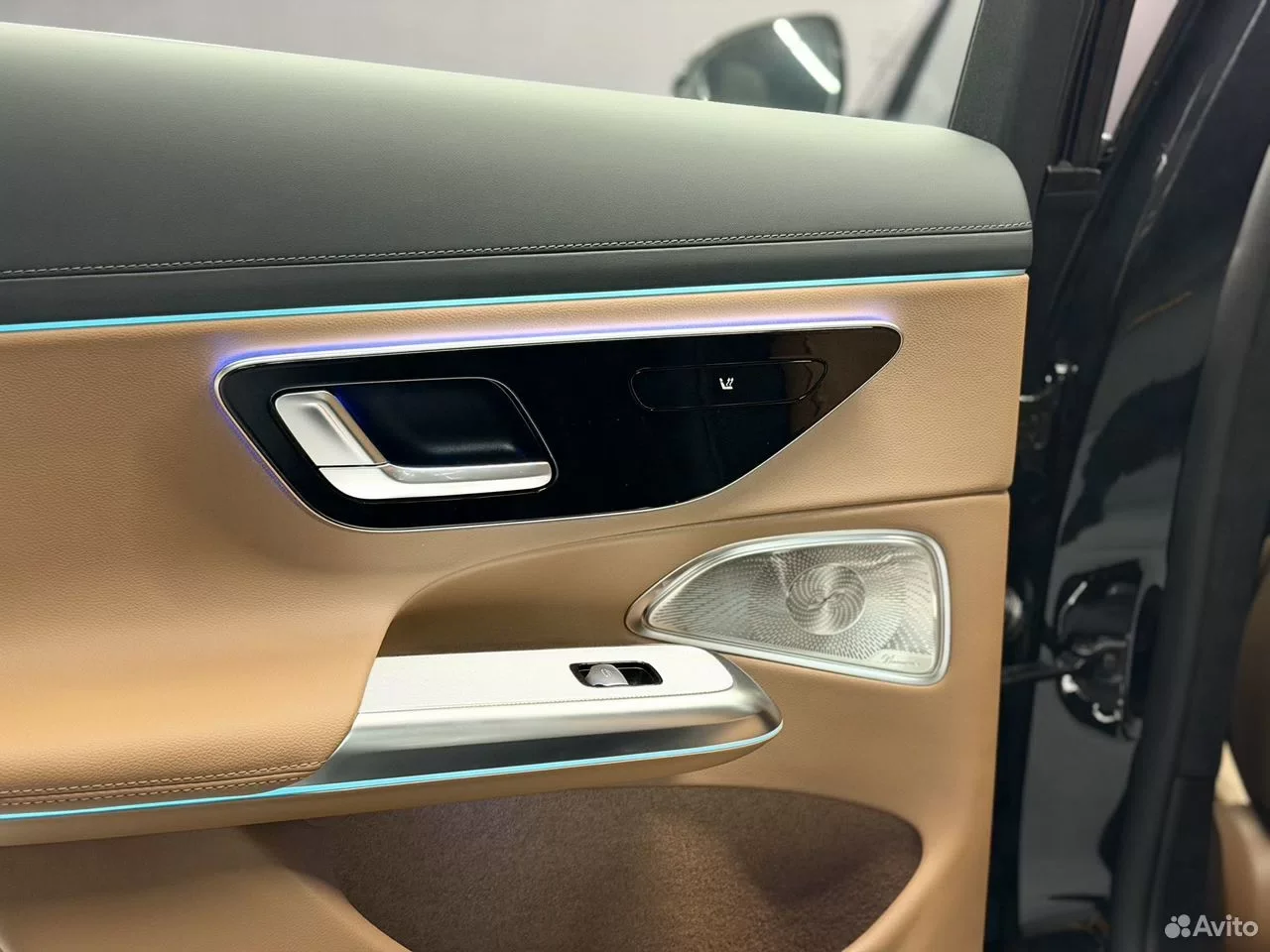 Mercedes-Benz E-класс 2.0 AT - миниатюра 8