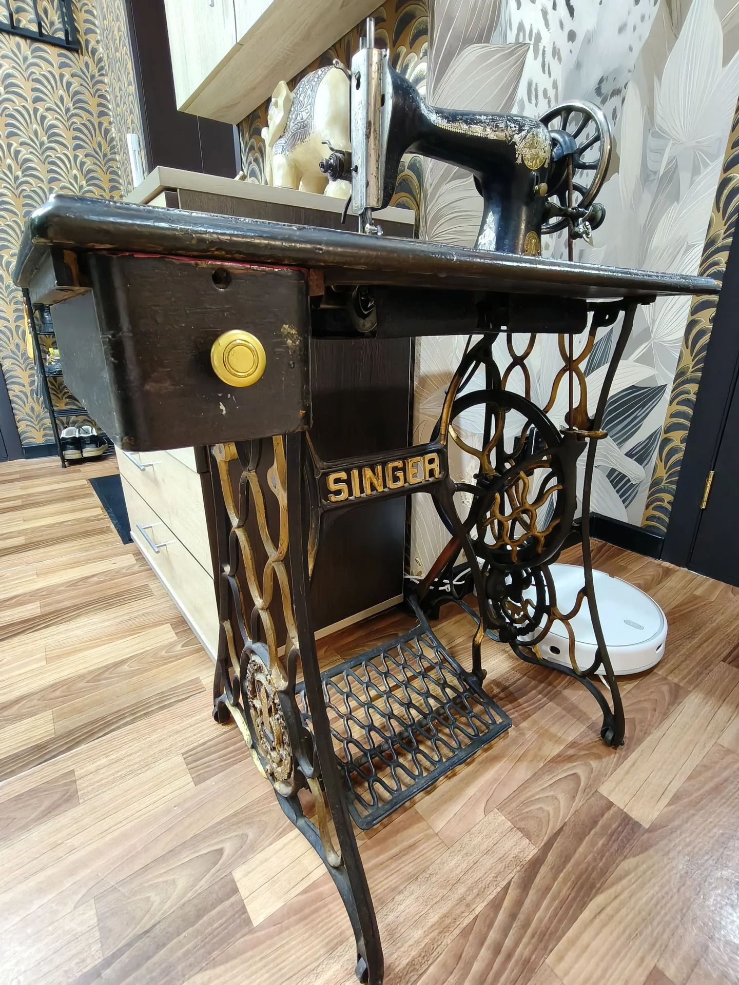 Швейная машинка Singer