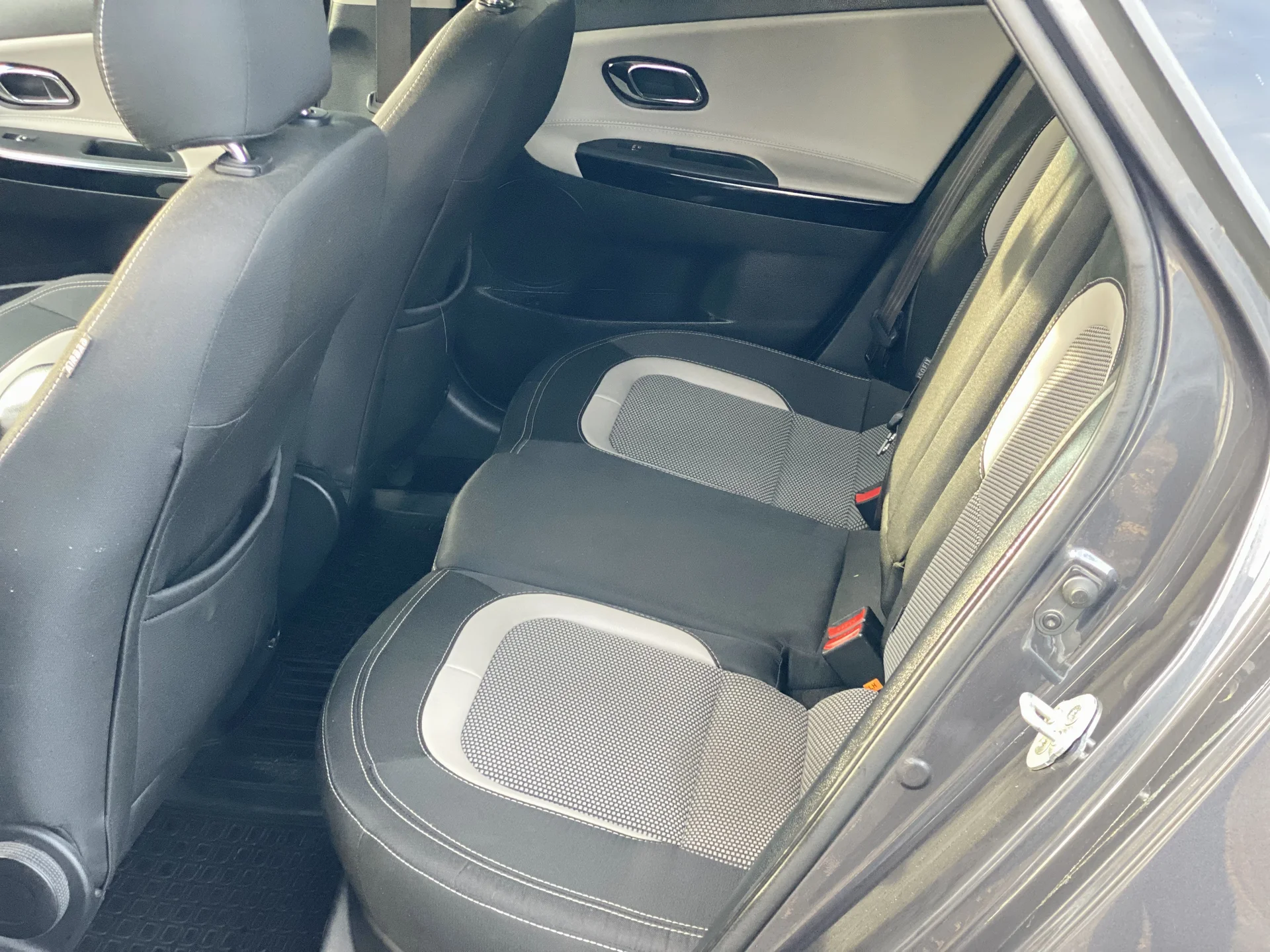 kia ceed - миниатюра 7