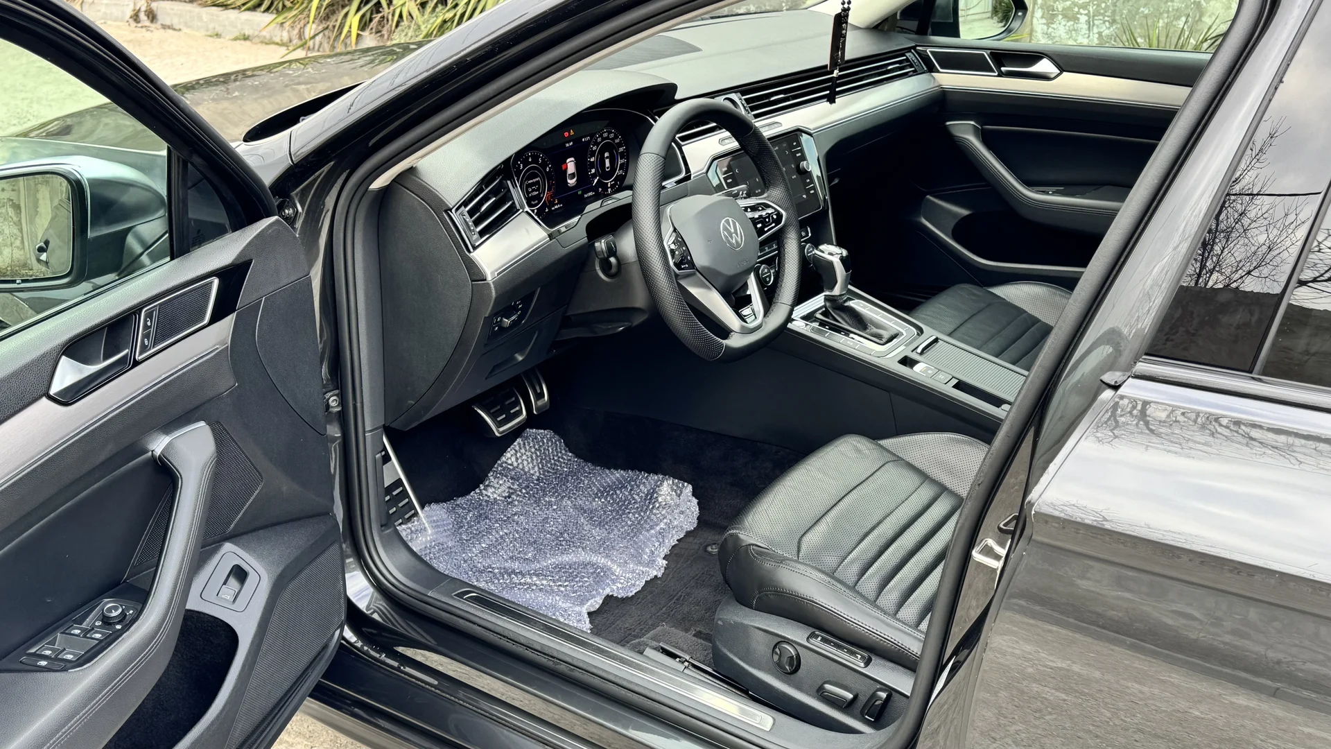 Volkswagen Passat Rline 1.8 - миниатюра 24