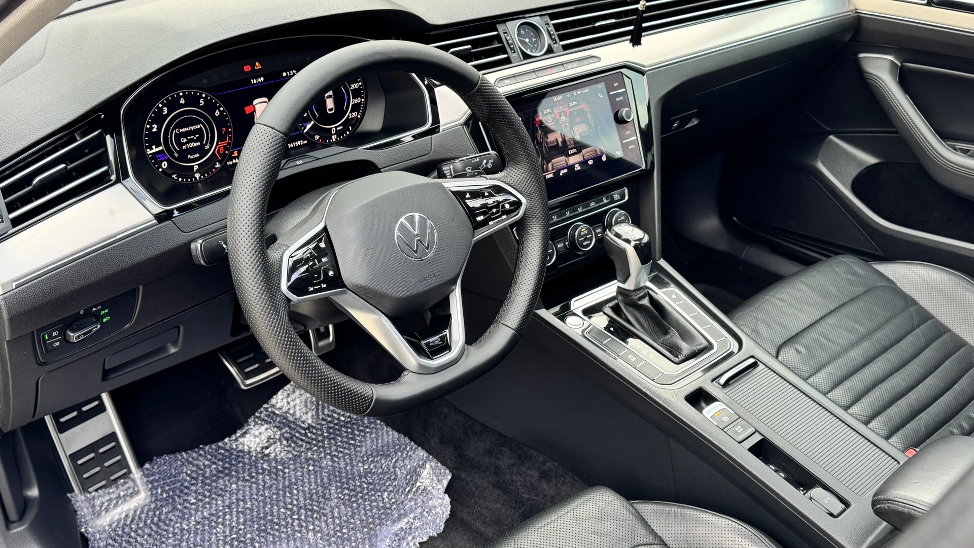 Volkswagen Passat Rline 1.8 - миниатюра 25