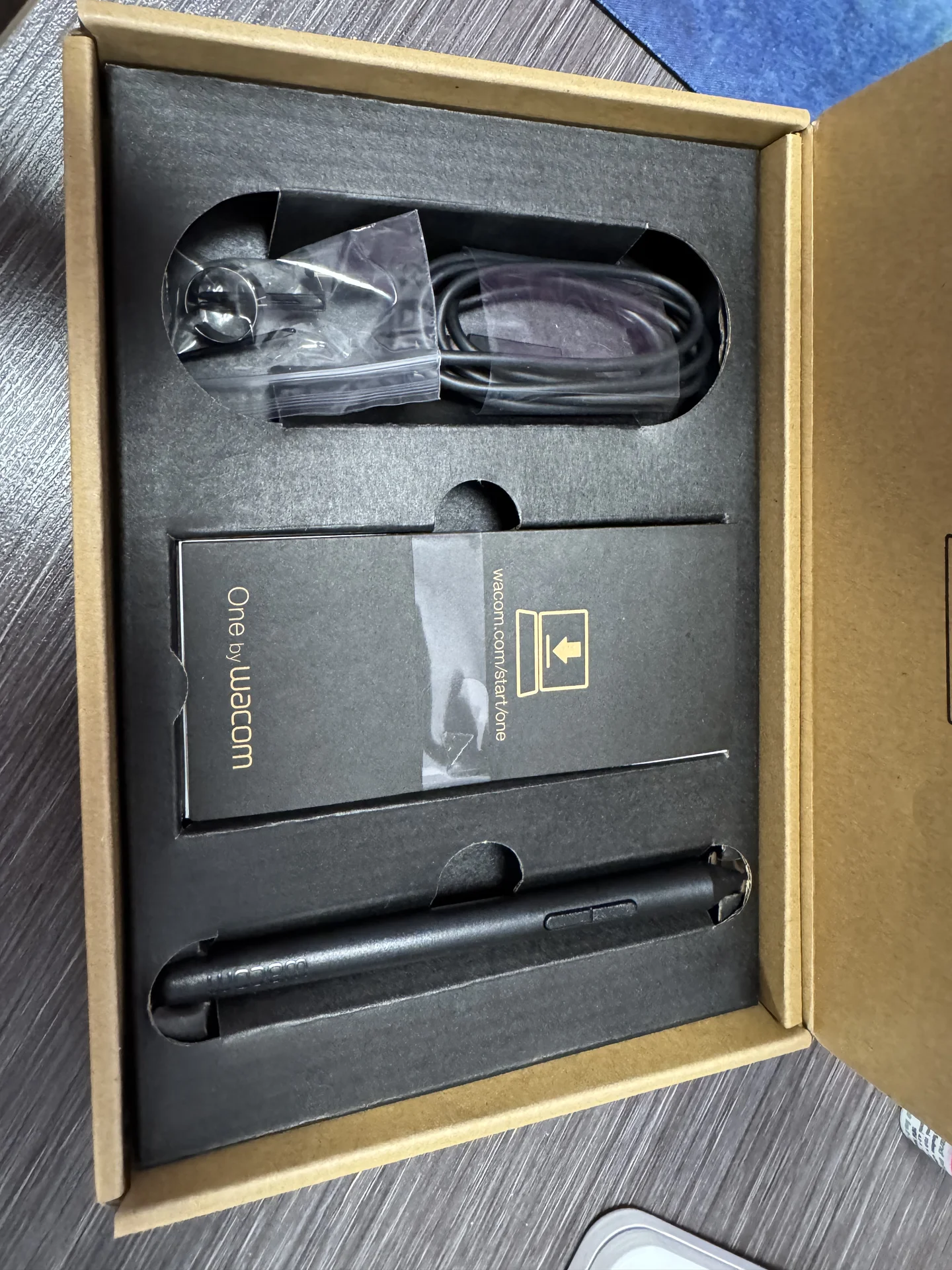Графический планшет Wacom one s - миниатюра 4