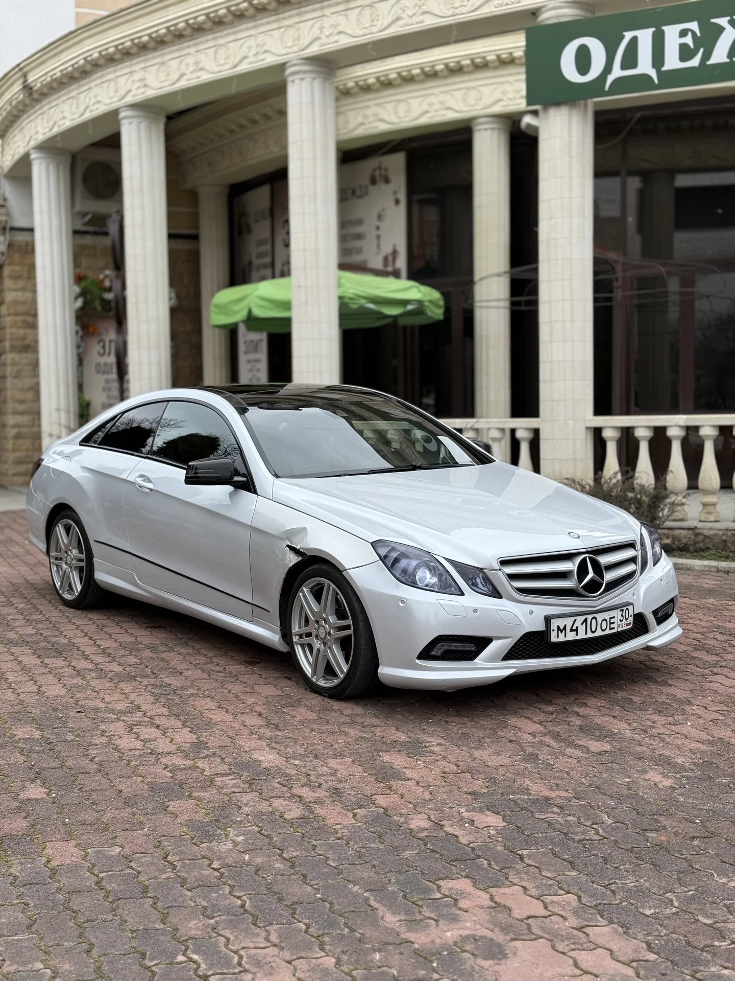 Mercedes Benz E250 - миниатюра 2