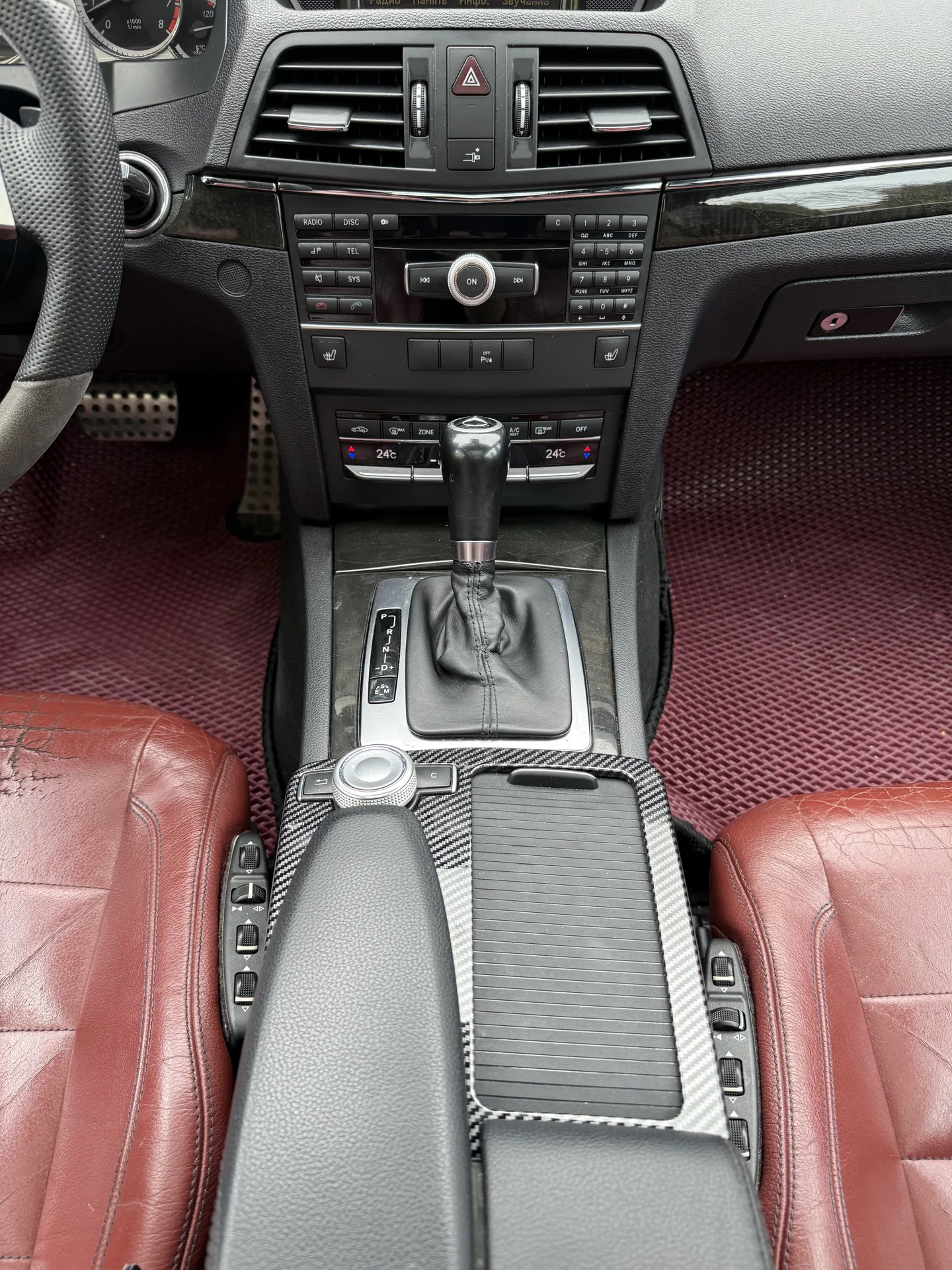 Mercedes Benz E250 - миниатюра 12