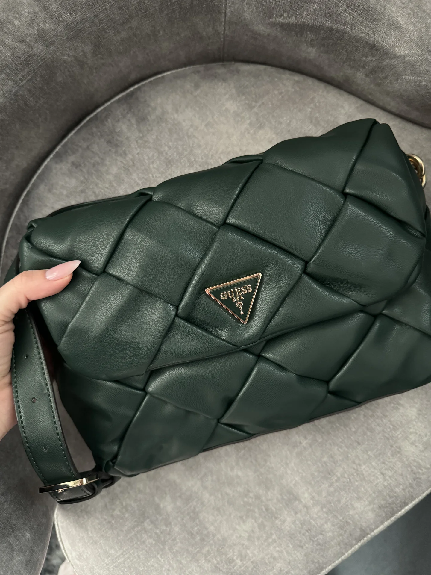 Сумка guess темно-зеленая через плечо оригинал - миниатюра 4