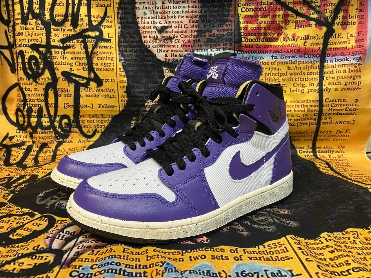 Оригинальные кроссовки Nike Air Jordan 1 High Zoom - миниатюра 2