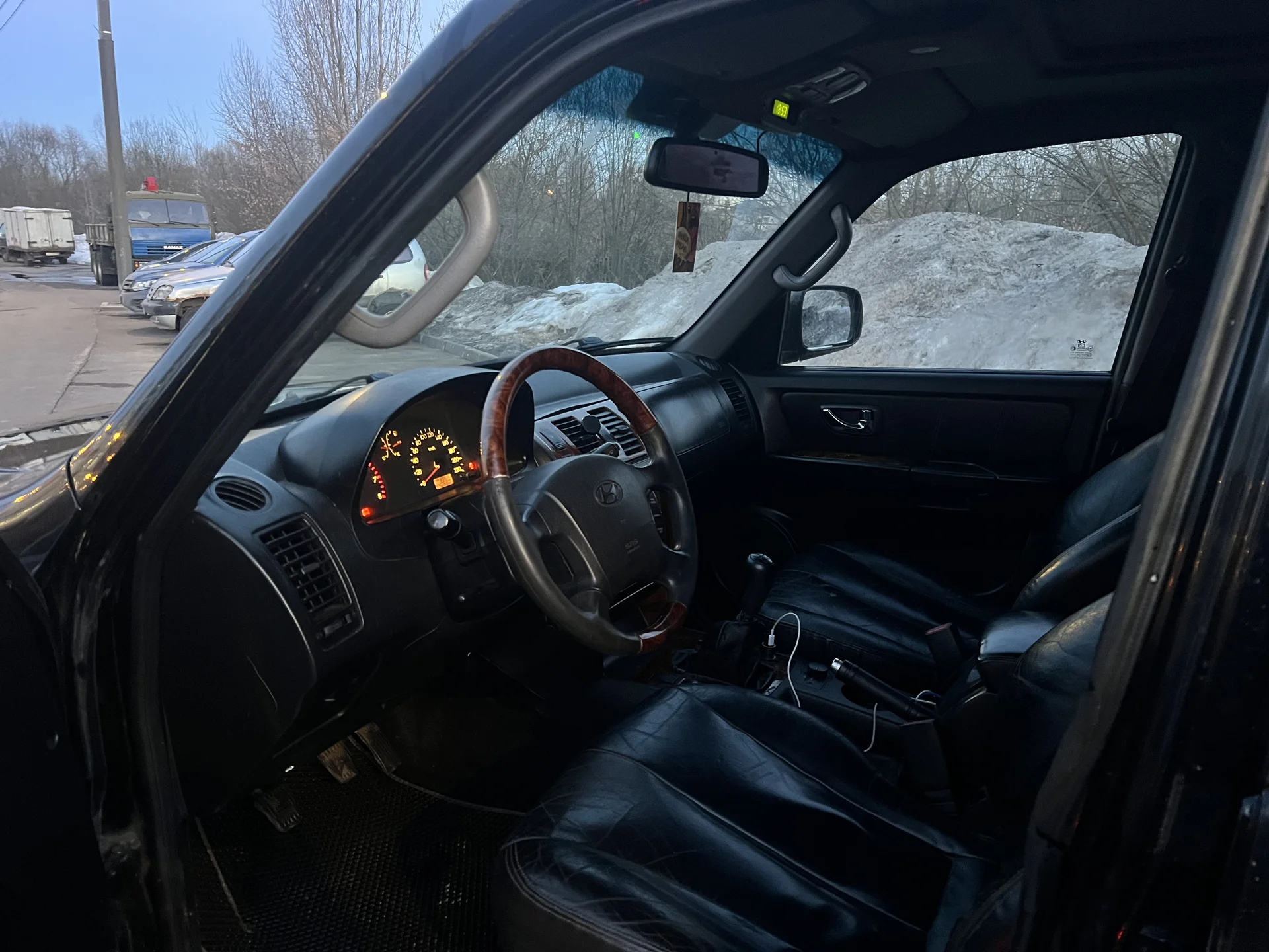Hyundai Terracan - миниатюра 8