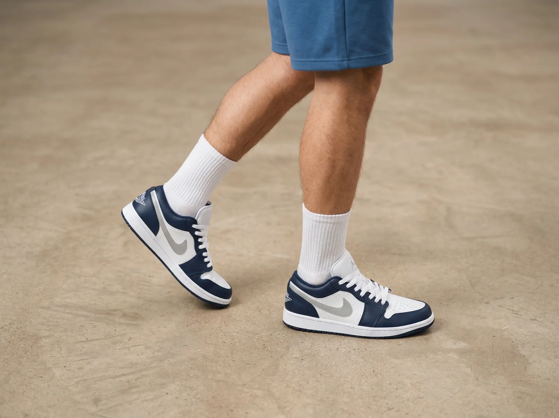 Мужские кроссовки Nike Air Jordan 1 Mid Low - миниатюра 10