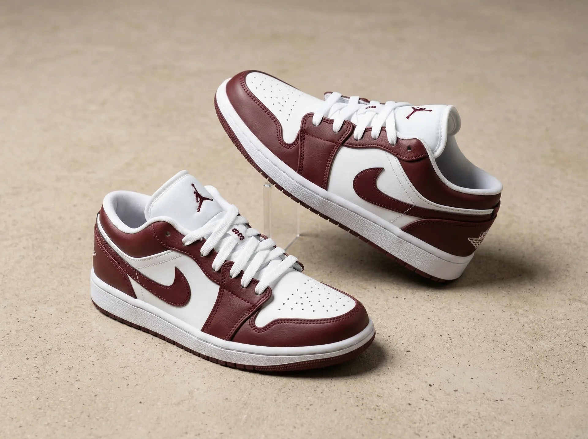 Женские кеды Nike Air Jordan 1 Mid Low - миниатюра 10