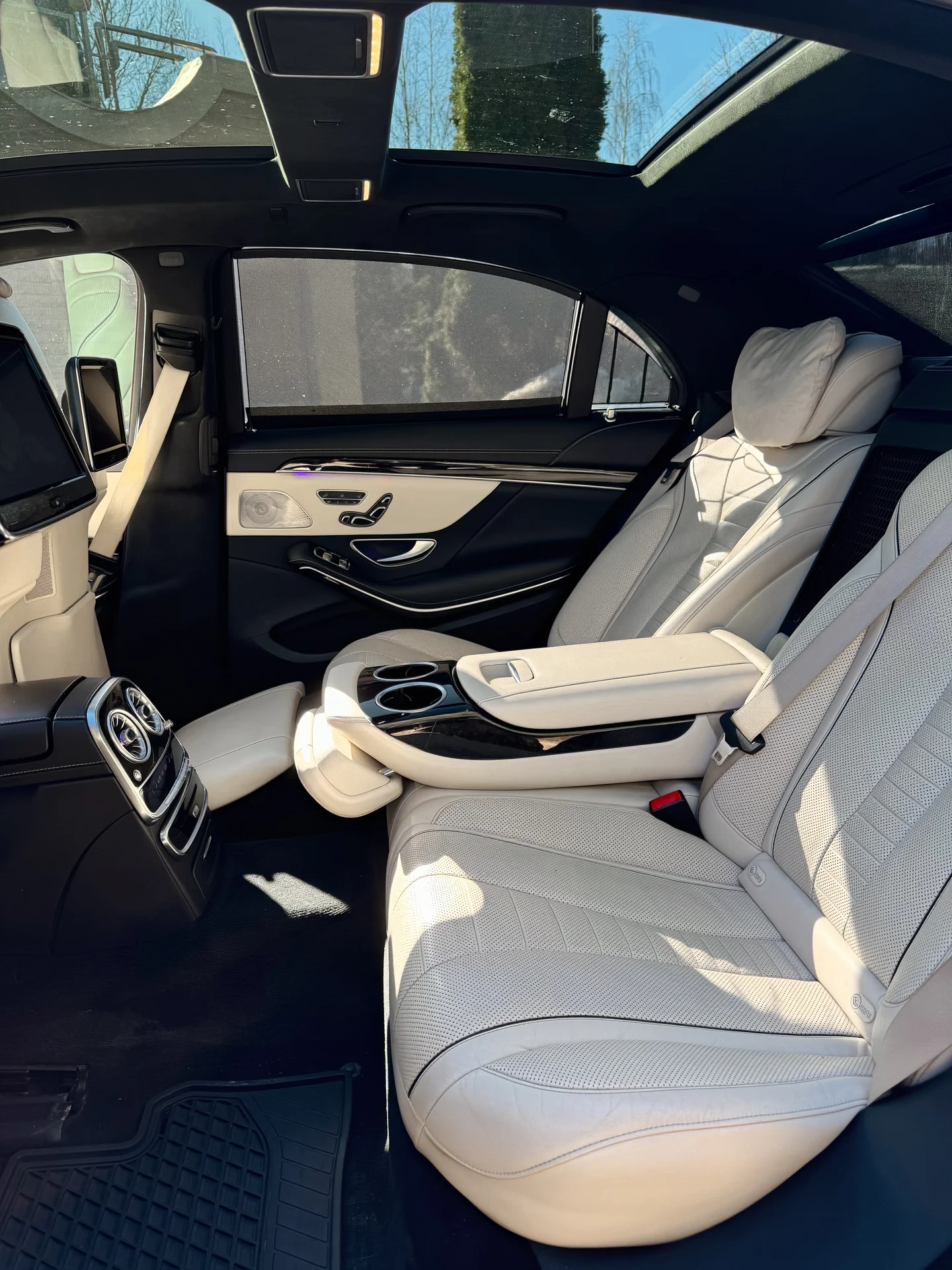 Аренда Mercedes S-класс с водителем - миниатюра 9