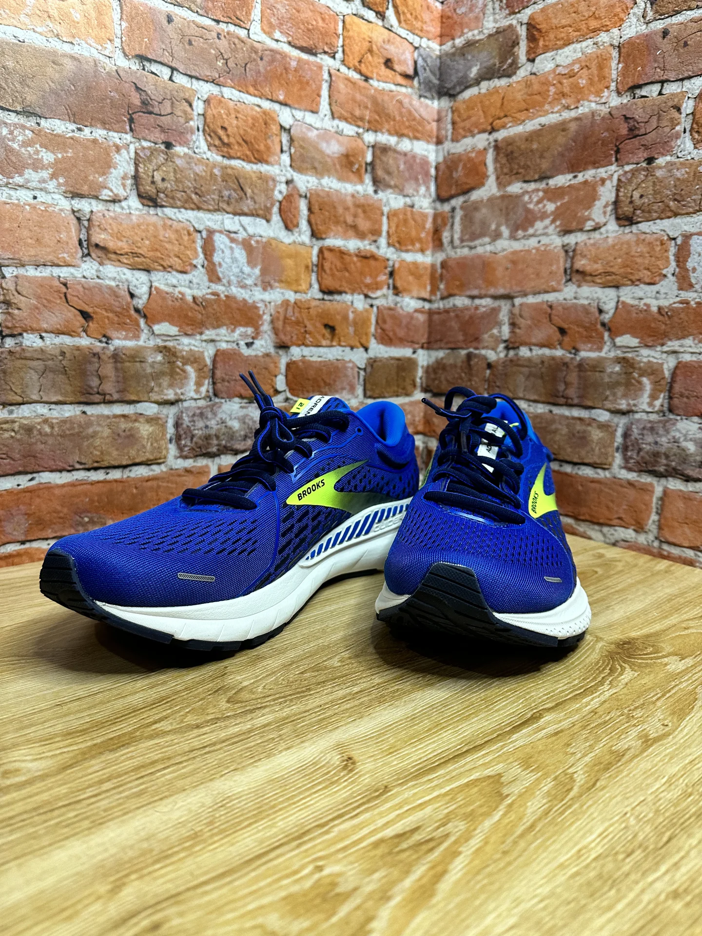 Кроссовки Brooks Adrenaline GTS 21 (Новые) - изображение 1