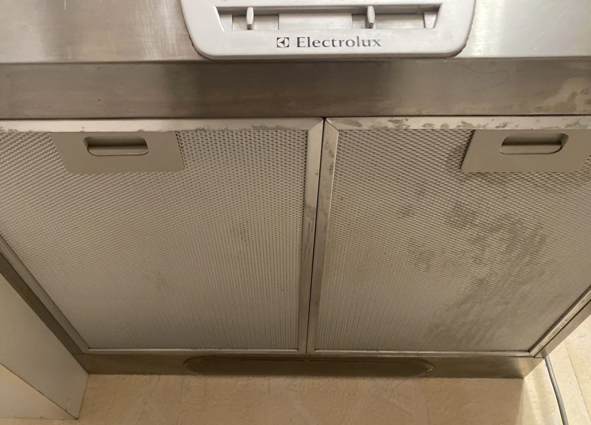 Вытяжка Electrolux - миниатюра 4