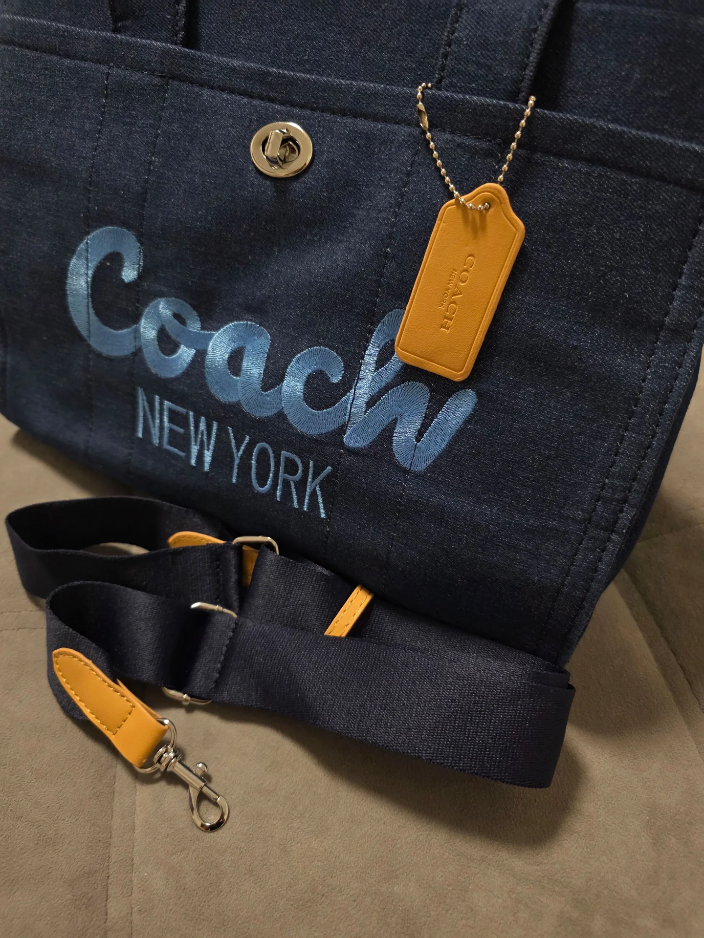 Сумка через плечо Coach - миниатюра 3