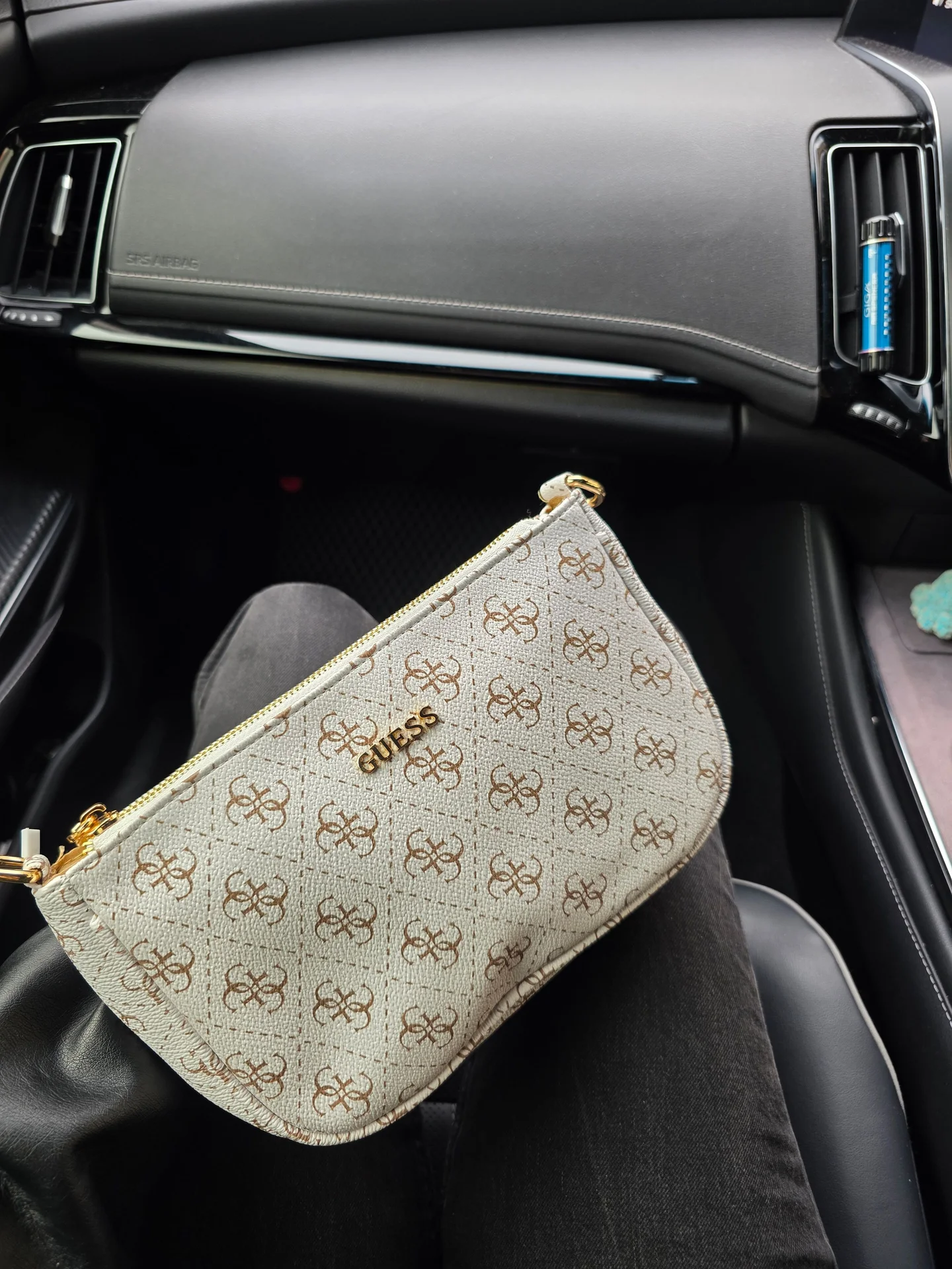 Кросс-боди сумка Guess - изображение 1