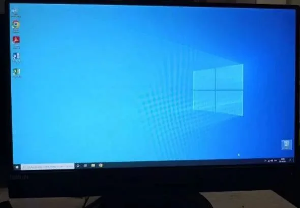 Моноблок Lenovo M820z 21,5' - изображение 1