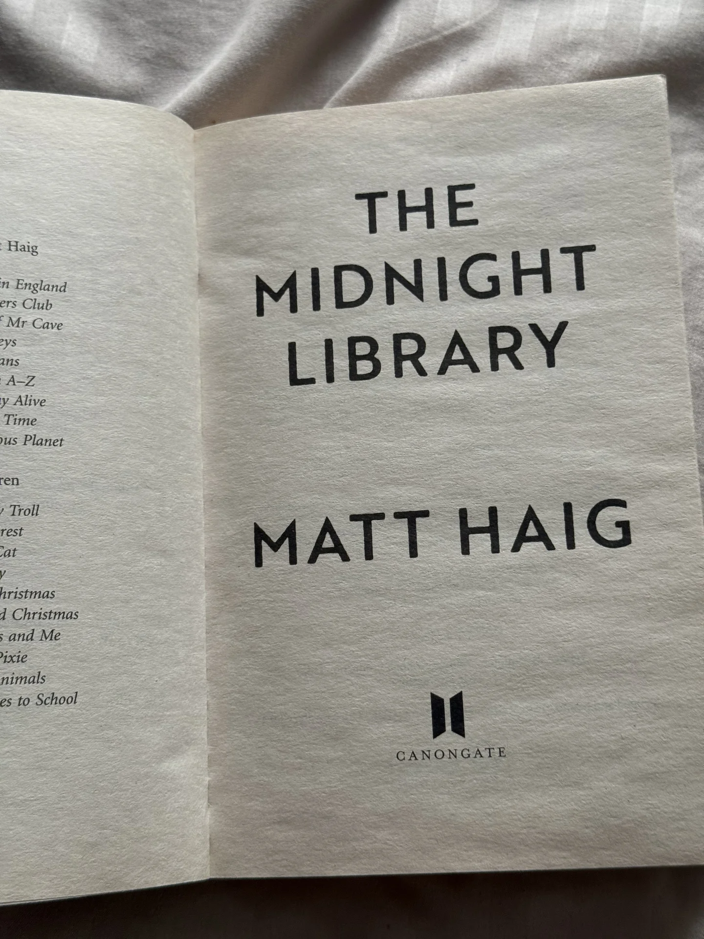 The midnight library Matt Haig - миниатюра 2