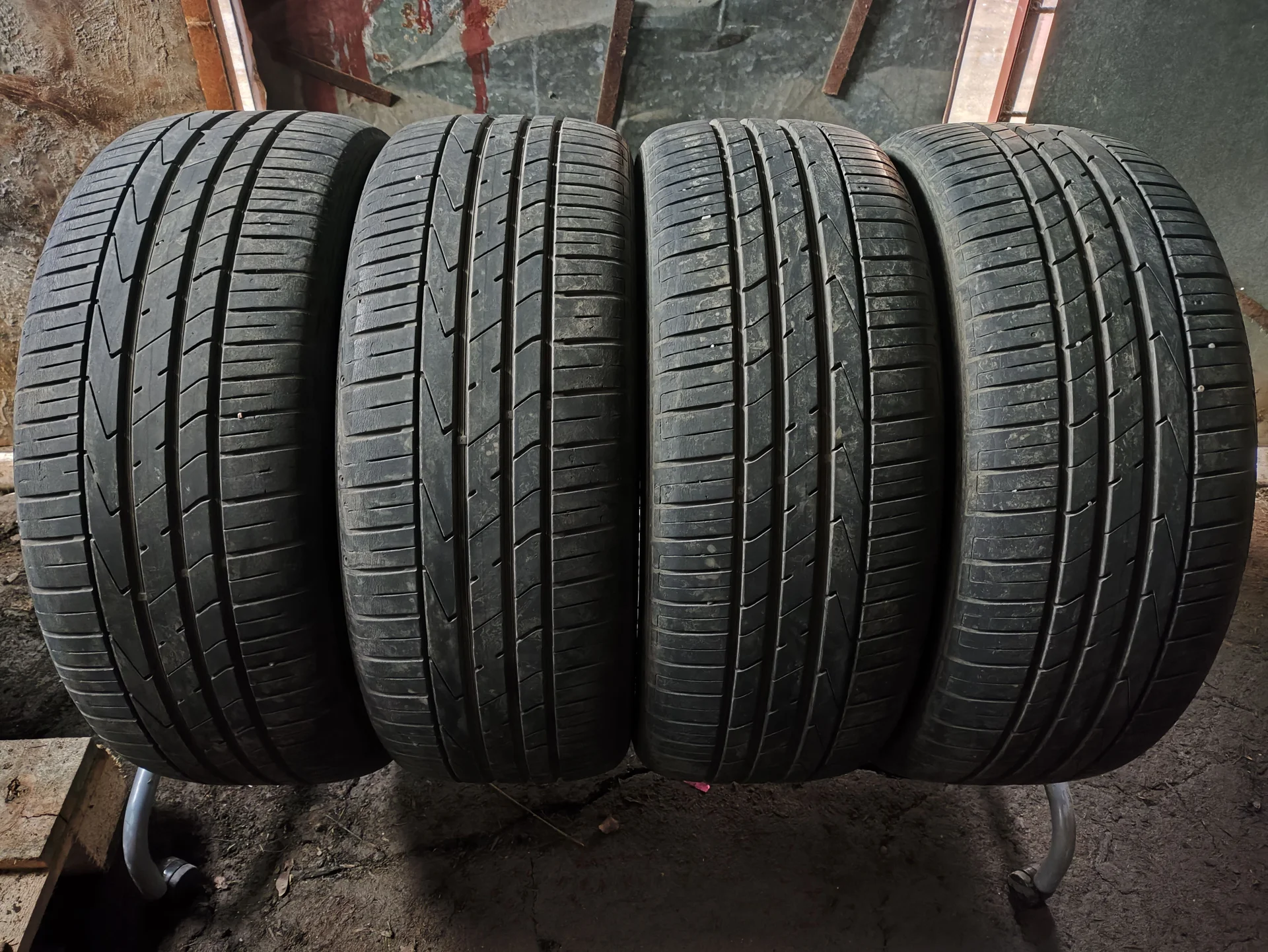 Шины Hankook 215/50 R18 - миниатюра 6