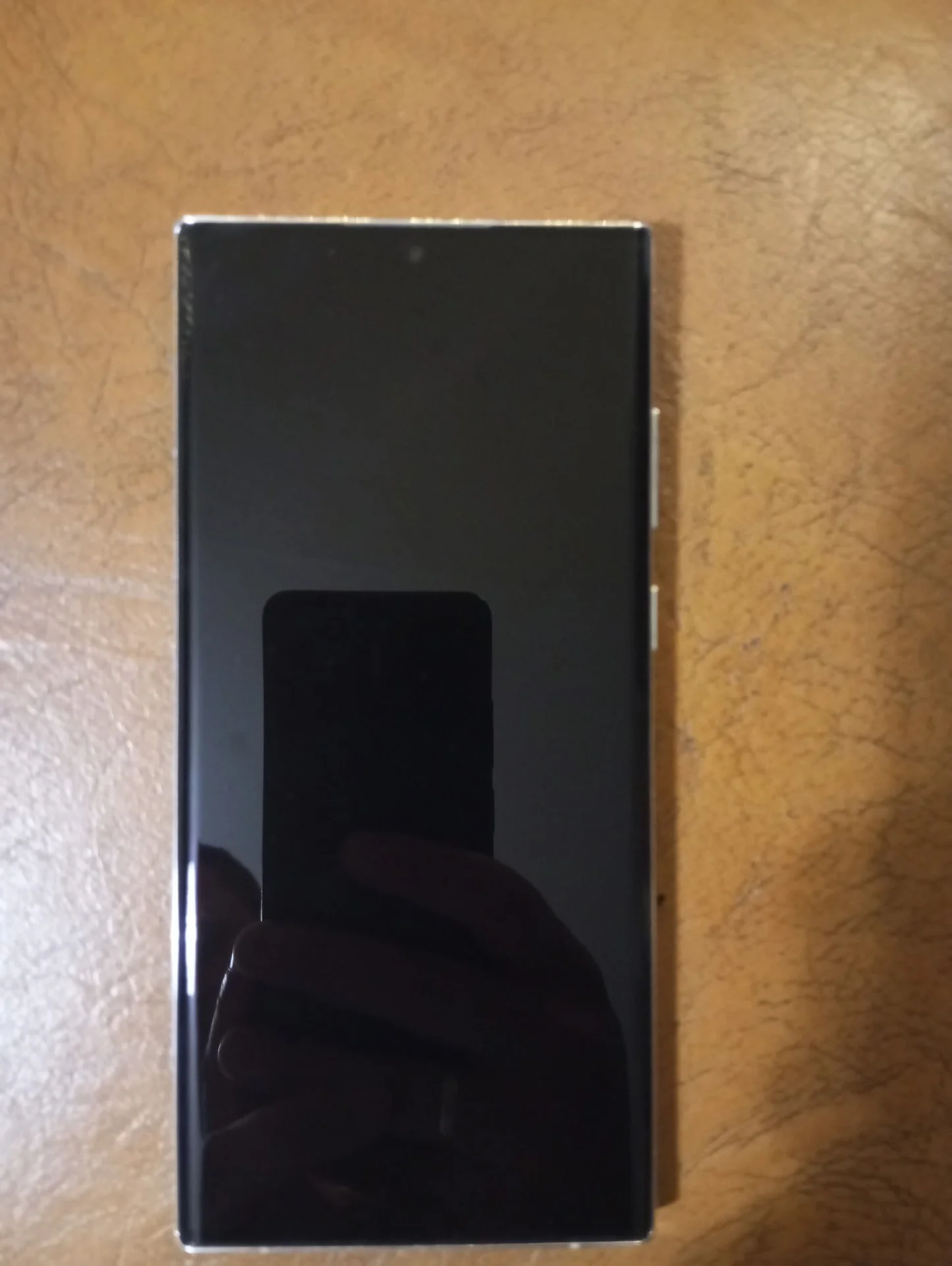 Samsung Galaxy S22 Ultra - изображение 1