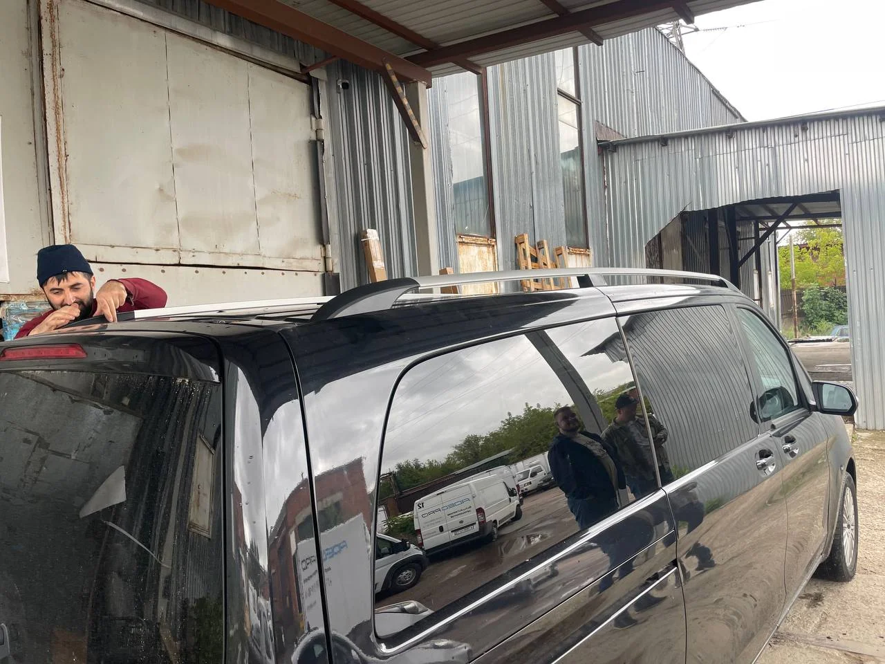 Рейлинги на крышу Mercedes Vito Viano V-klass 2003-2025 - миниатюра 7