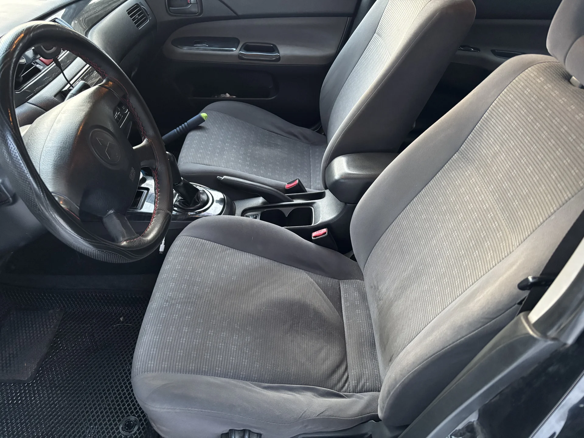 Mitsubishi lancer 9 Митсубиси Лансер - миниатюра 10