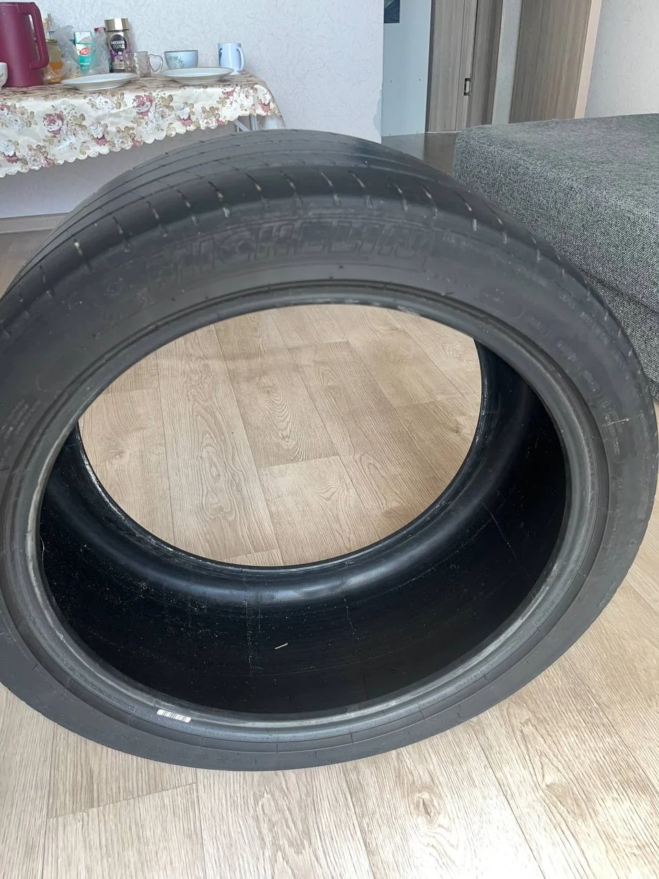Michelin Super Pilot Sport 245/40 R19 и 275/35 R19 - миниатюра 4