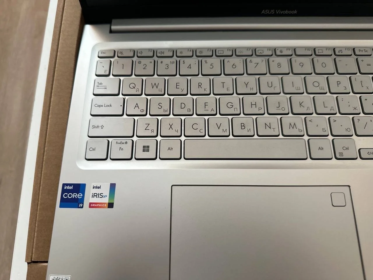 Ноутбук Asus VivoBook 16, i9-13900H, Intel Iris Xᵉ - миниатюра 2