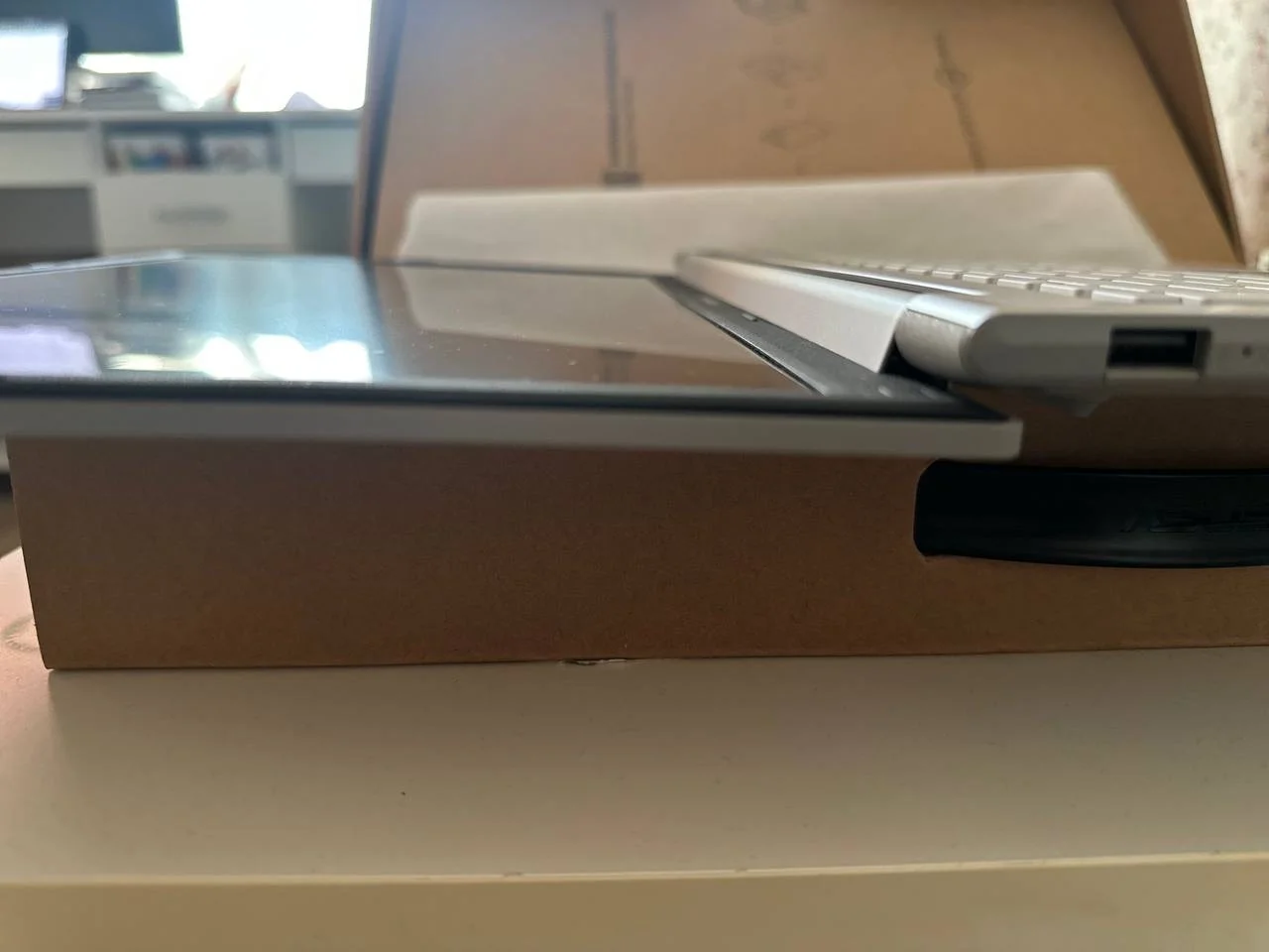 Ноутбук Asus VivoBook 16, i9-13900H, Intel Iris Xᵉ - миниатюра 6