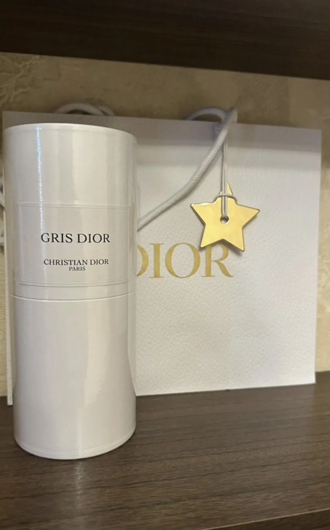 Парфюмированная вода Dior Gris - миниатюра 2