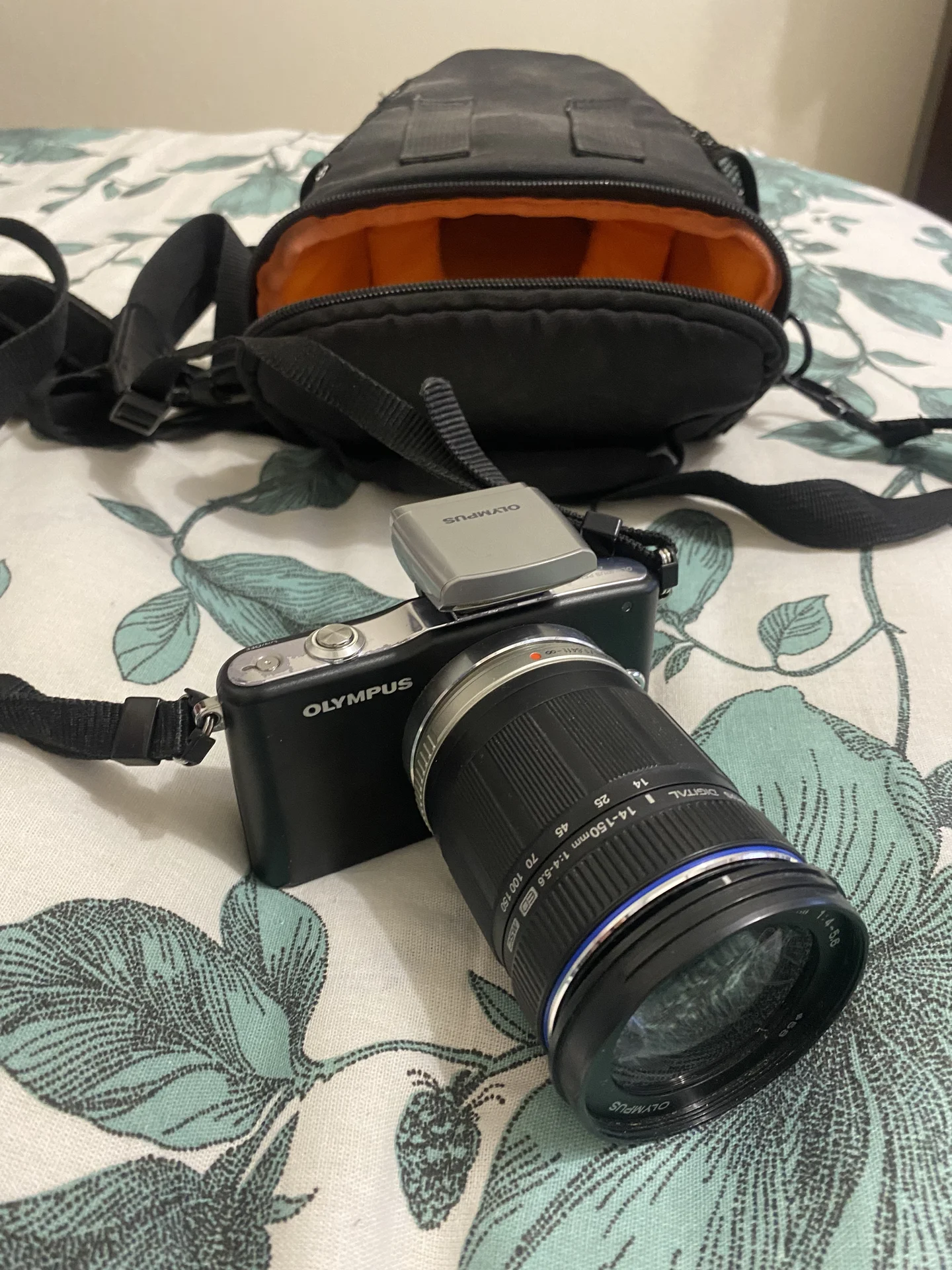 Фотоаппарат - изображение 1