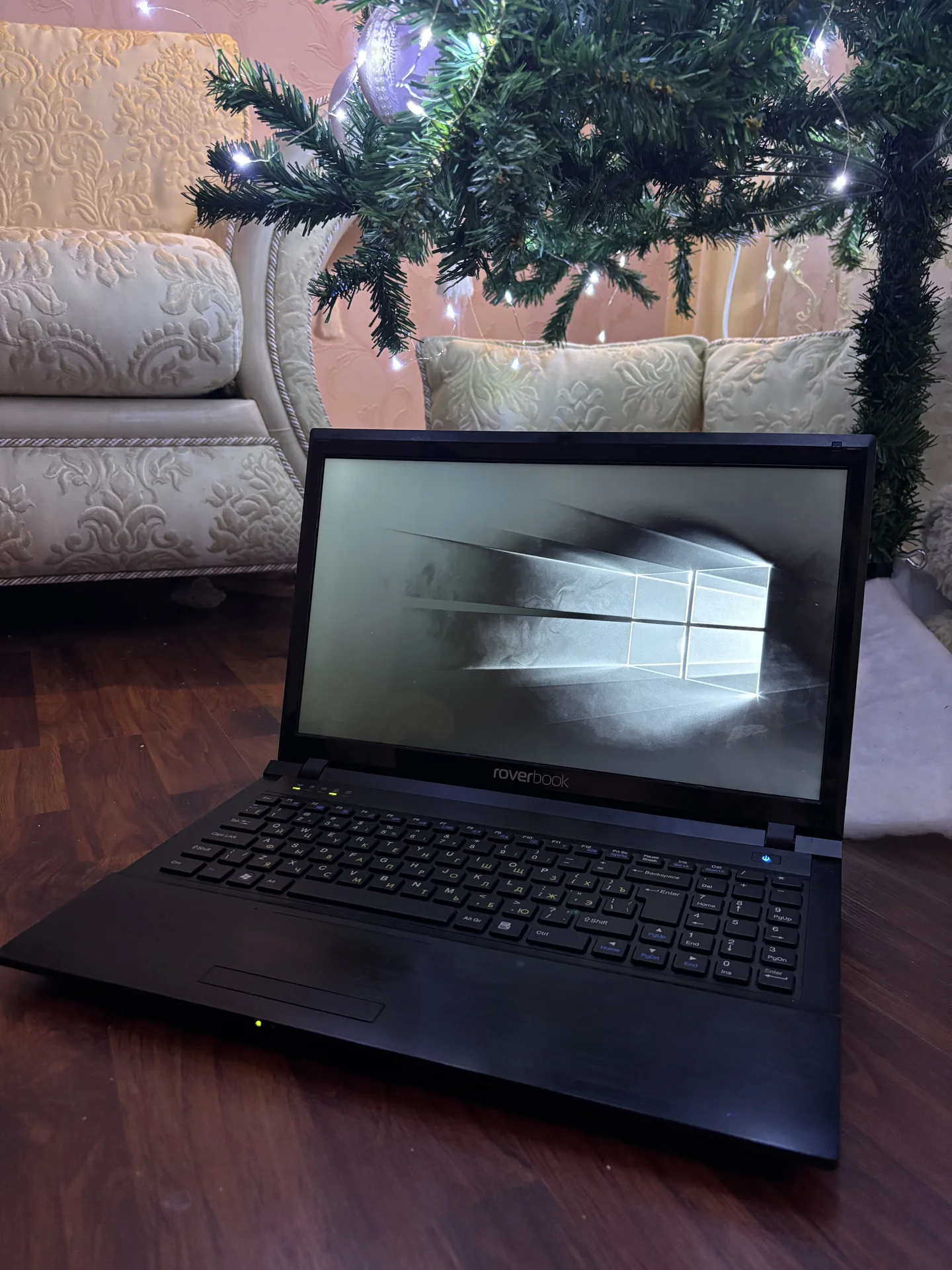 15.6 HD Ноутбук RoverBook Steel N607 Pro - изображение 1