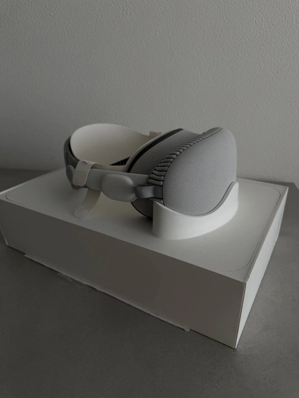 Apple Vision Pro 512Gb - миниатюра 3