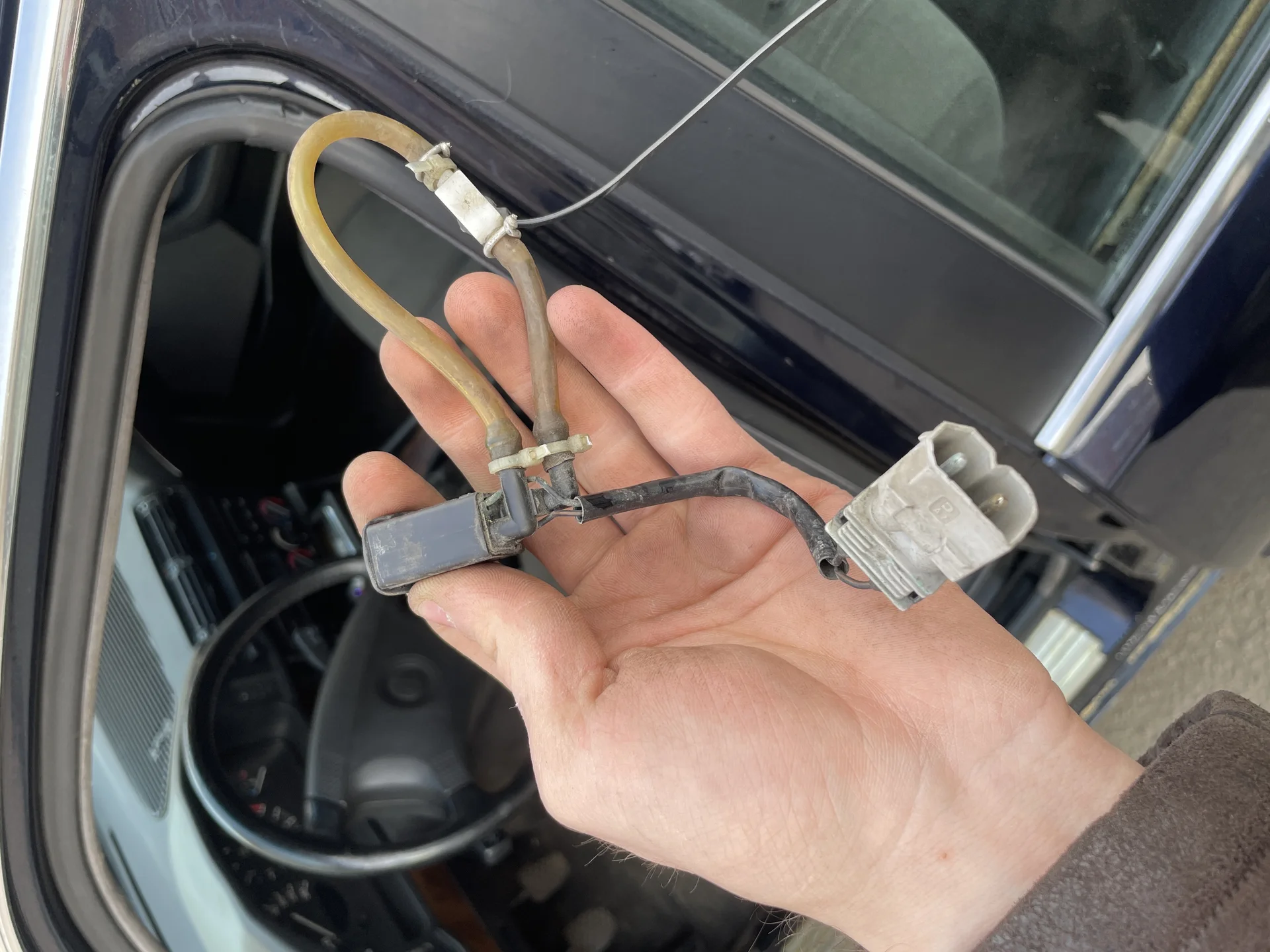 Форсунки омывателя подогрев/интенсив BMW E34/E32 - миниатюра 7