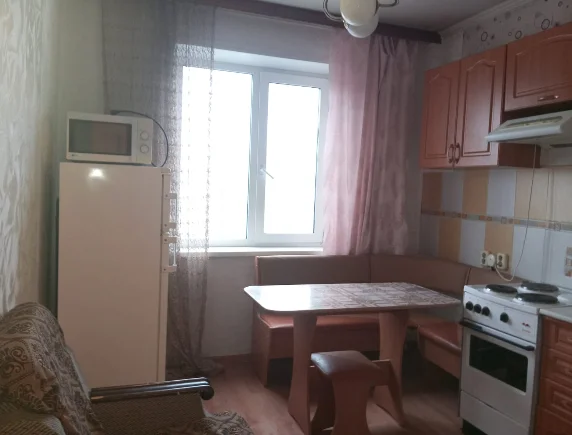Сдаю квартиру на ул. Урванцева 8а - миниатюра 3