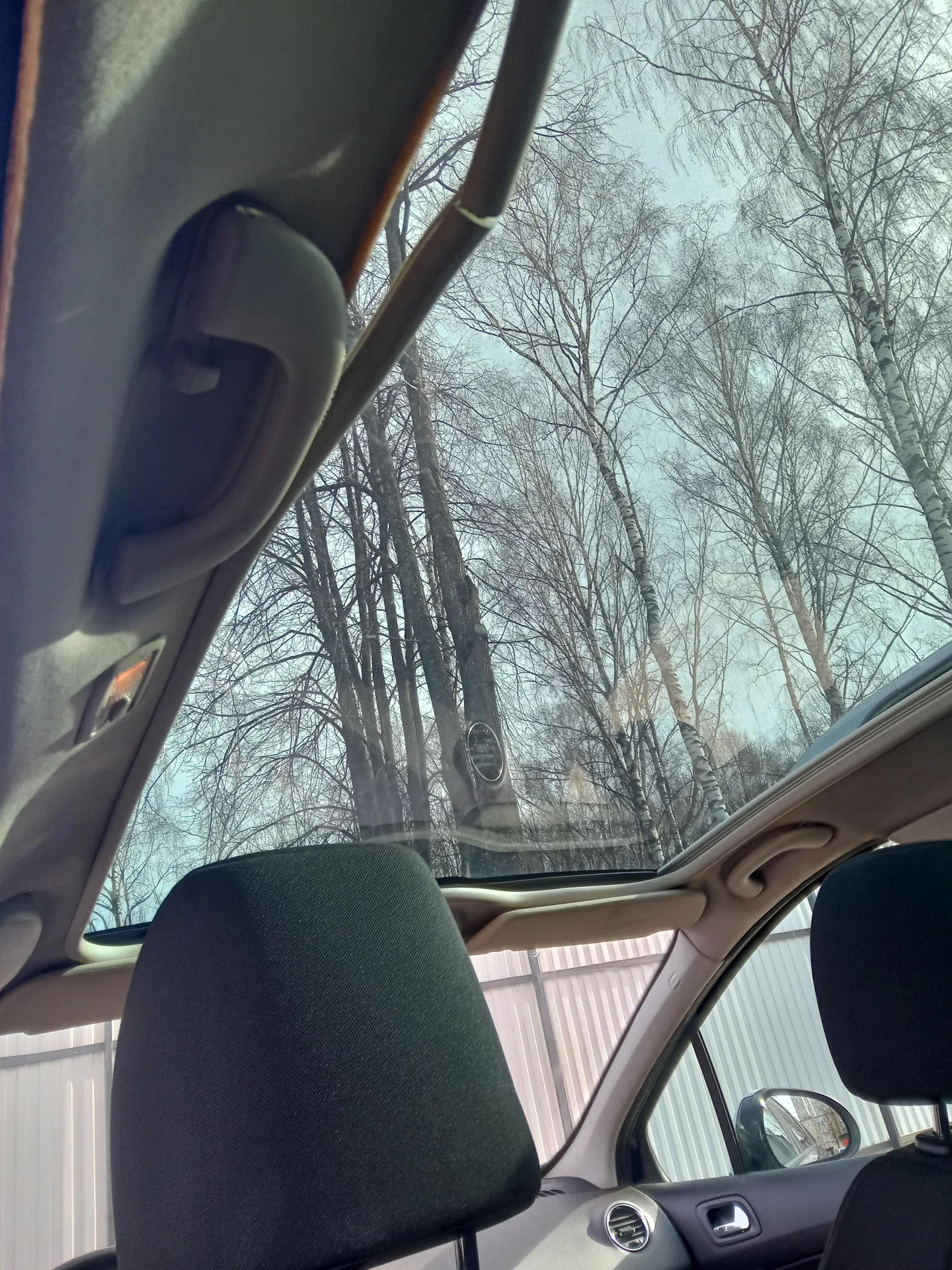 Peugeot 308sw 2010  •  Универсал 5 дв. I  •  120 л.с. (1.6 MT) - миниатюра 10