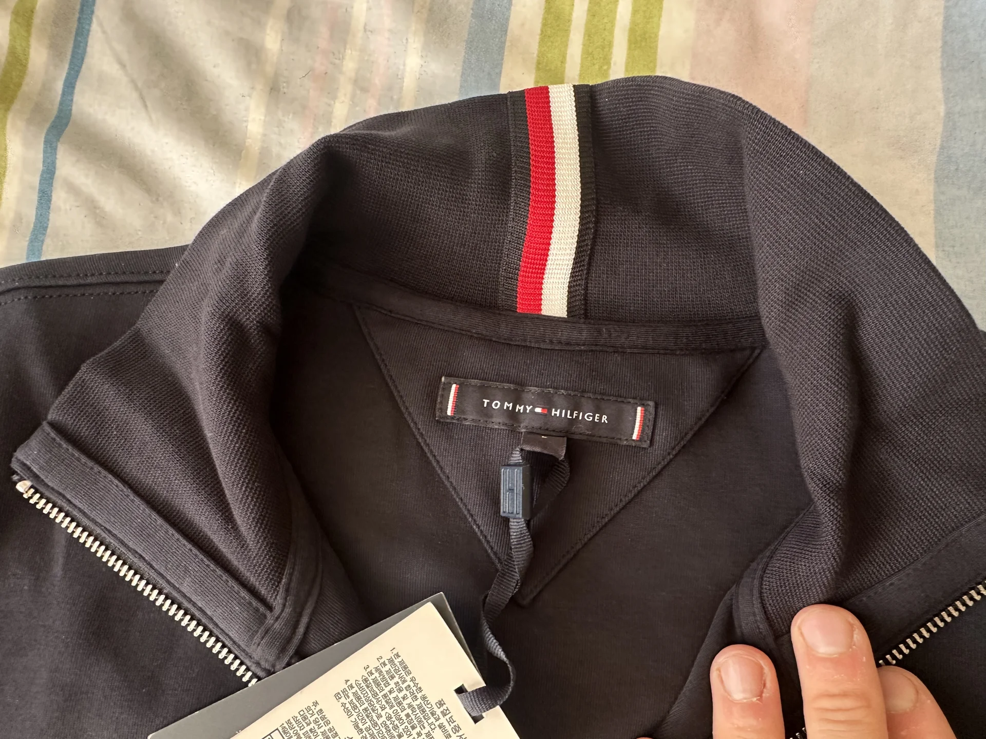 Свитшот кофта лонгслив Tommy Hilfiger оригинал - миниатюра 3