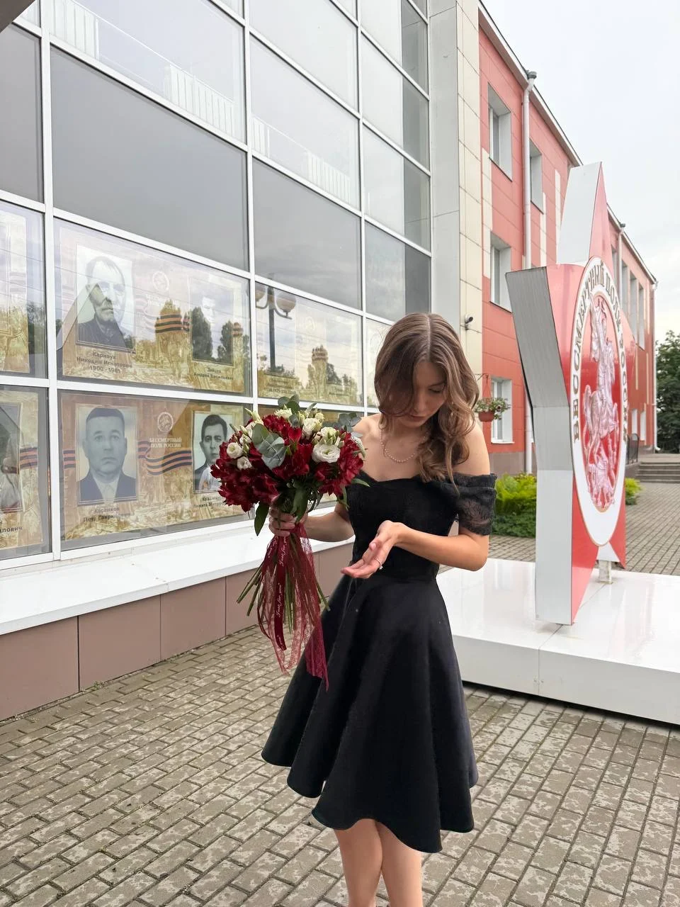 Платье выпускное - изображение 1