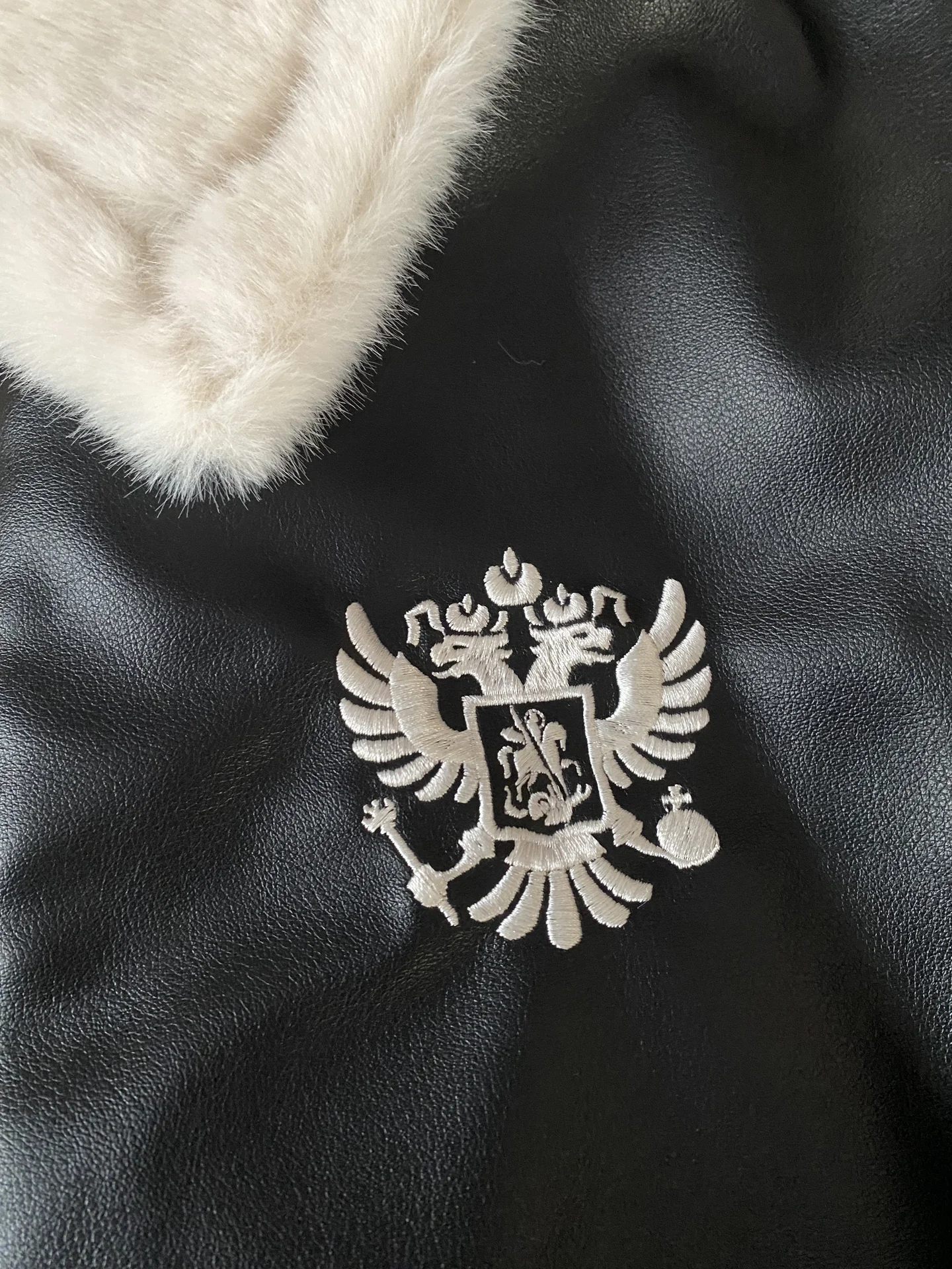 Дубленка «Сезон славы» новая - миниатюра 3