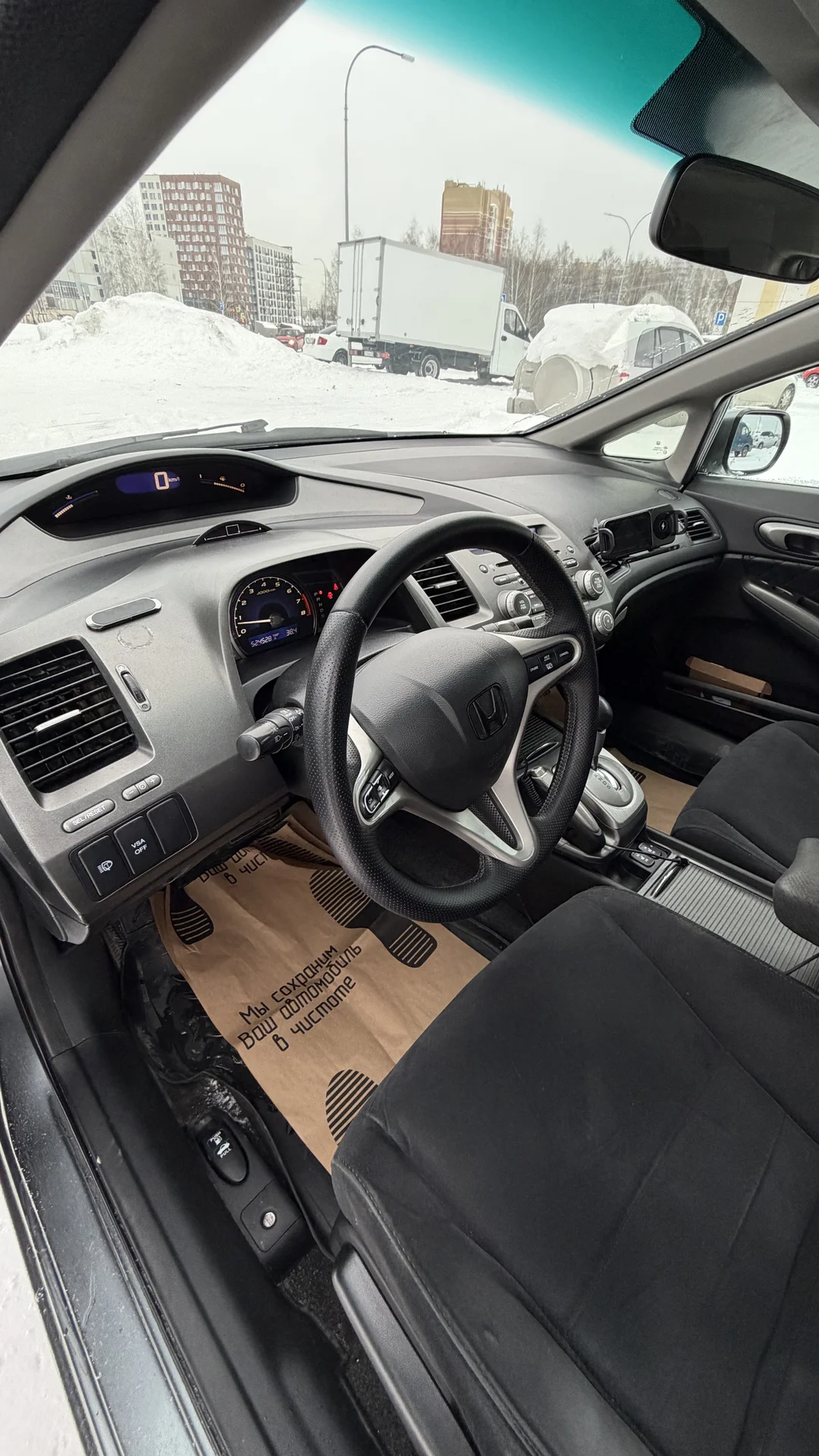 Honda Civic 4D - миниатюра 8