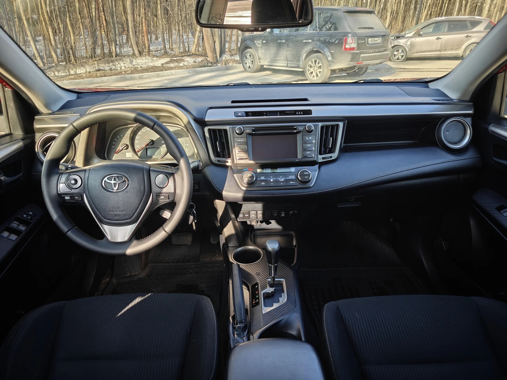 Toyota Rav 4 (2013) - миниатюра 8