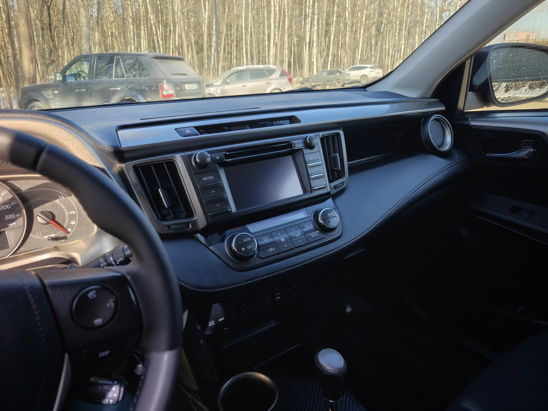 Toyota Rav 4 (2013) - миниатюра 9