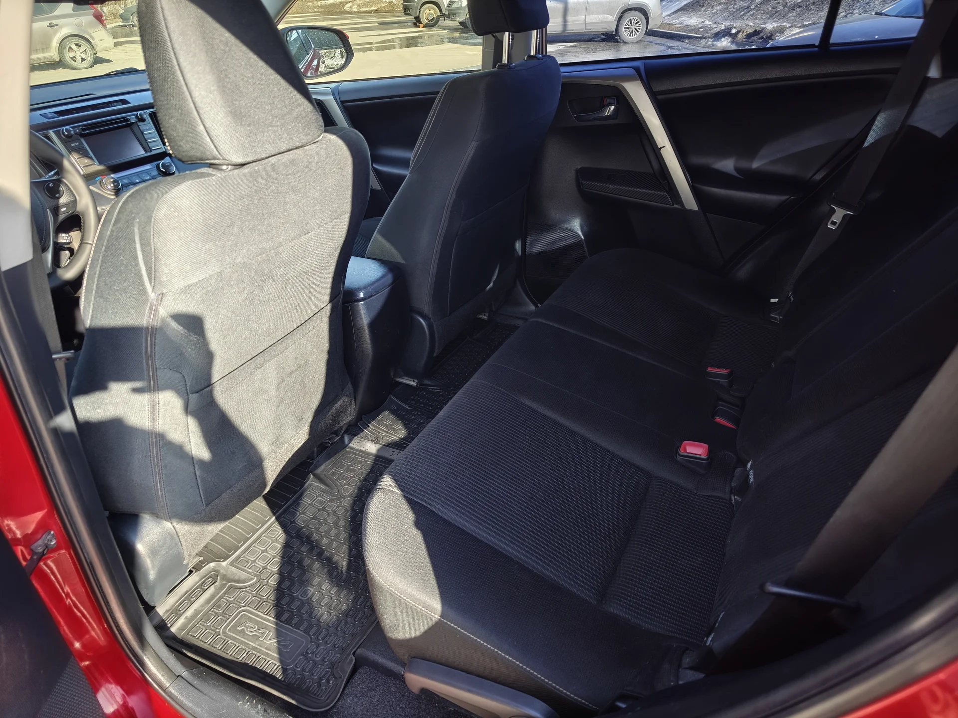 Toyota Rav 4 (2013) - миниатюра 13