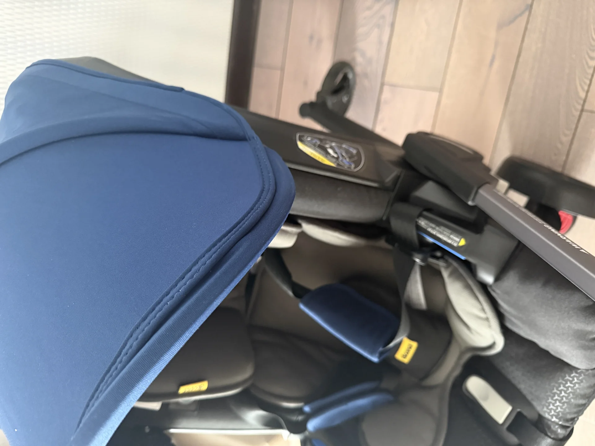 Коляска-автокресло Doona Plus Royal blue - миниатюра 4