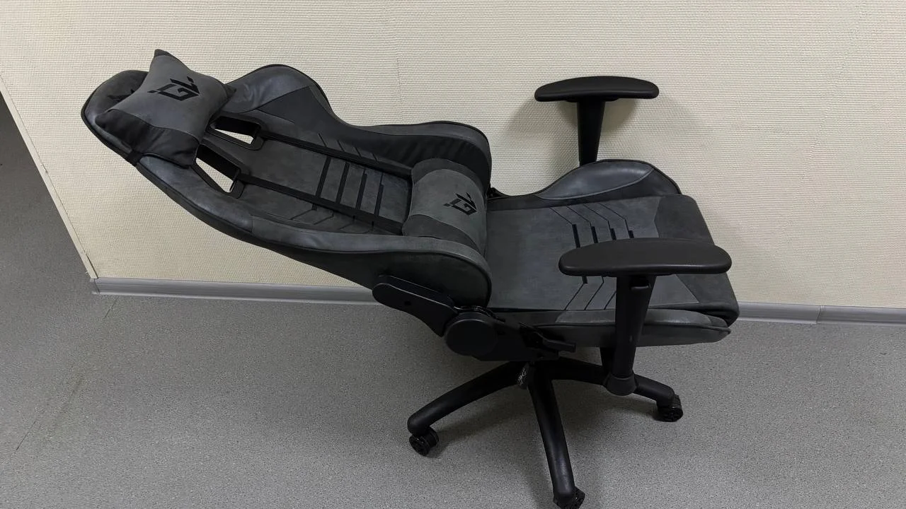 Кресло компьютерное Gamelab Warlock Grey - миниатюра 3