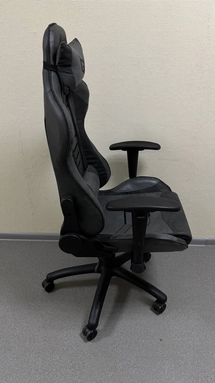 Кресло компьютерное Gamelab Warlock Grey - миниатюра 4