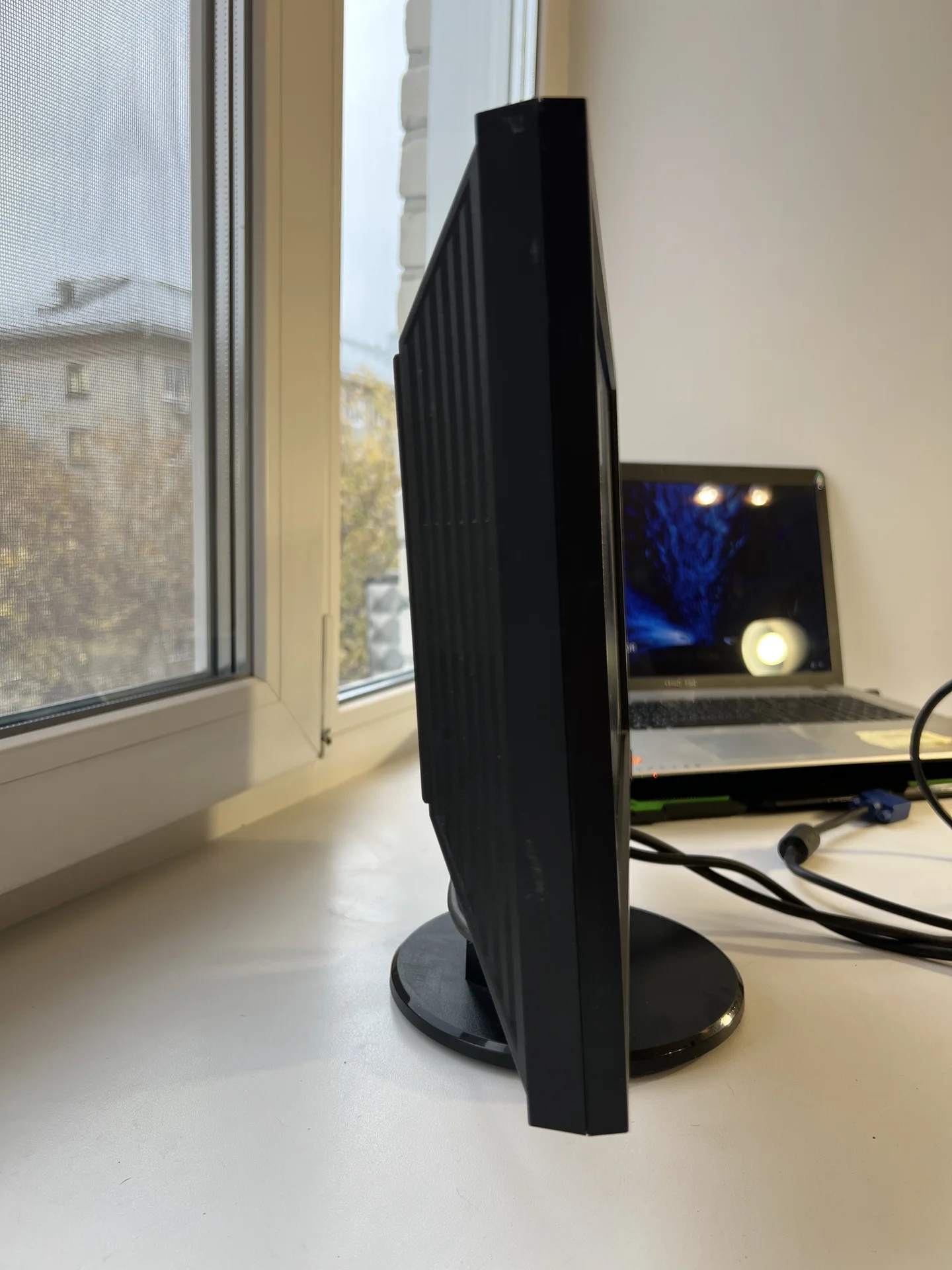 Монитор Acer VI93 HQV 18,5 - миниатюра 6
