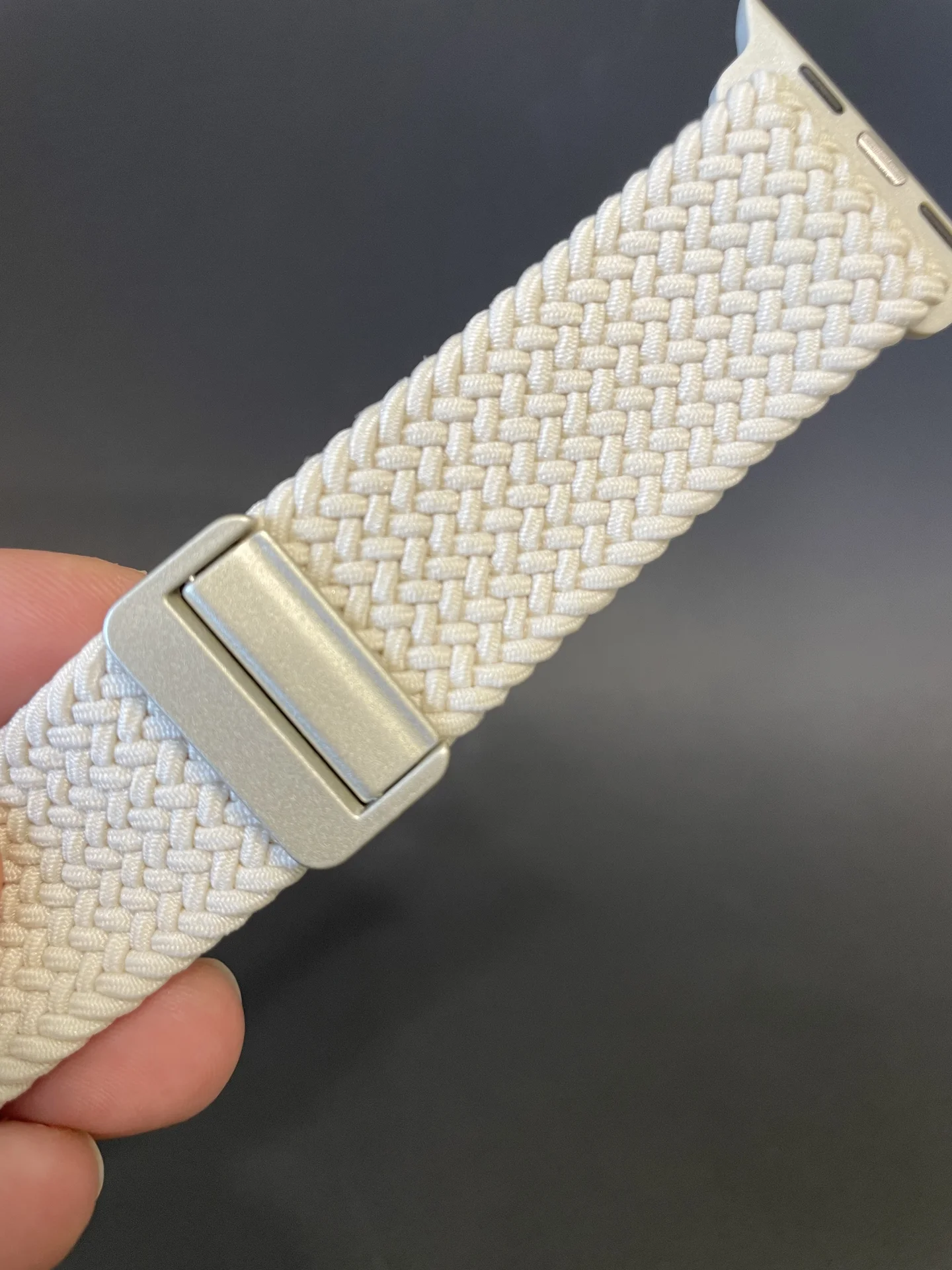 Ремешок на apple watch эластичный новый бежевый - миниатюра 4