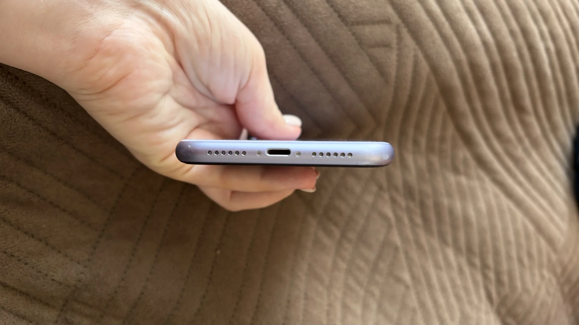 iPhone 11, 128 ГБ, 1 SIM - миниатюра 3