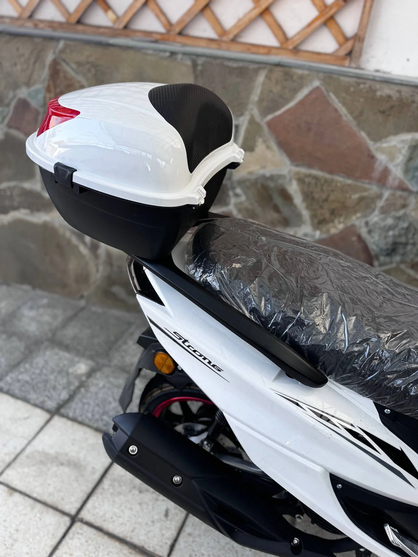 Скутер 150 куб Sonlink Racer Strong - миниатюра 7
