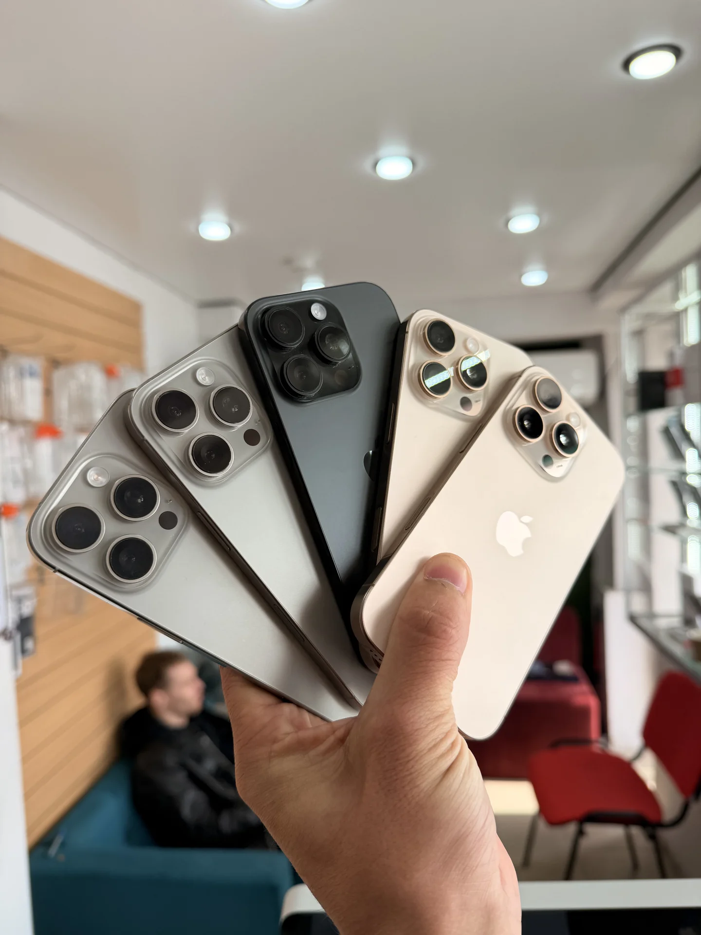 iPhone 16 Pro 128 - миниатюра 2